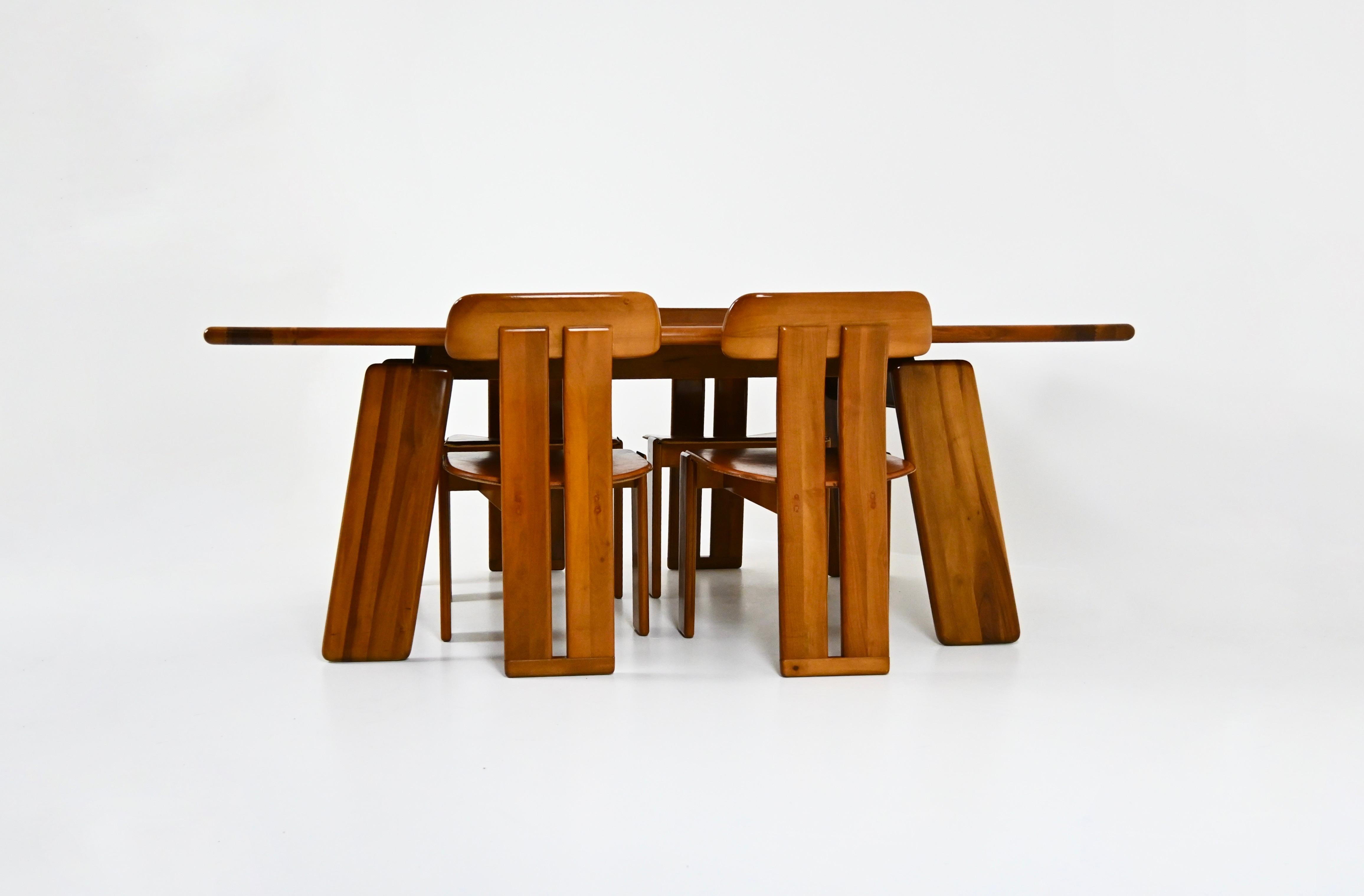 Esszimmergarnitur Sapporo Tisch und vier Stühle Von Mario Marenco für Mobilgirgi, 1970er Jahre (Italienisch) im Angebot