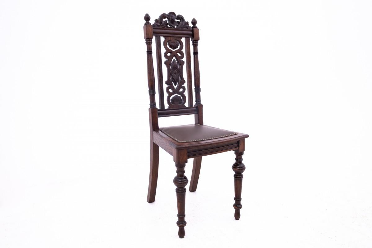 Ensemble de salle à manger, table + 12 chaises, Europe du Nord, vers 1930. en vente 3