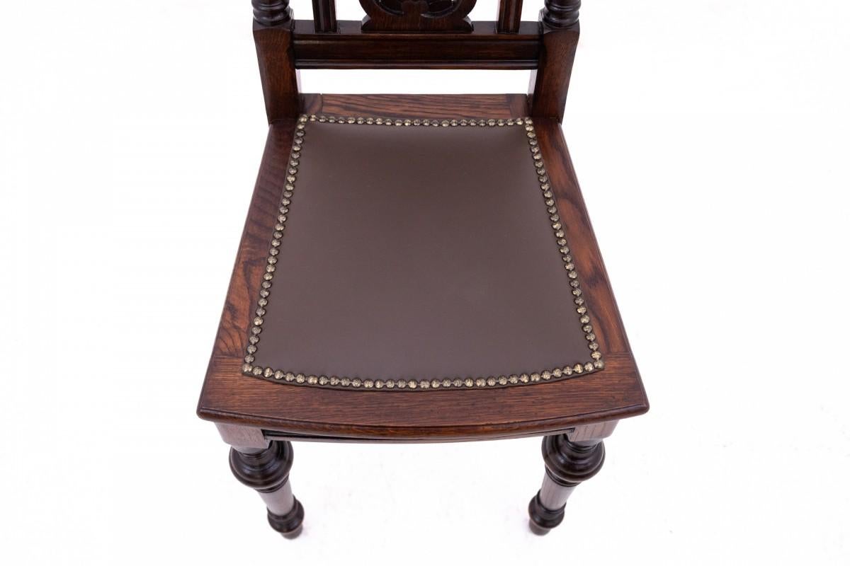 Ensemble de salle à manger, table + 12 chaises, Europe du Nord, vers 1930. en vente 5