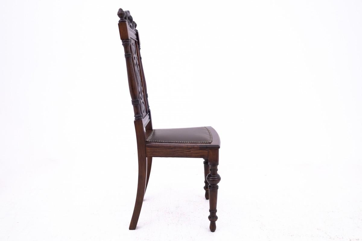 Ensemble de salle à manger, table + 12 chaises, Europe du Nord, vers 1930. en vente 8