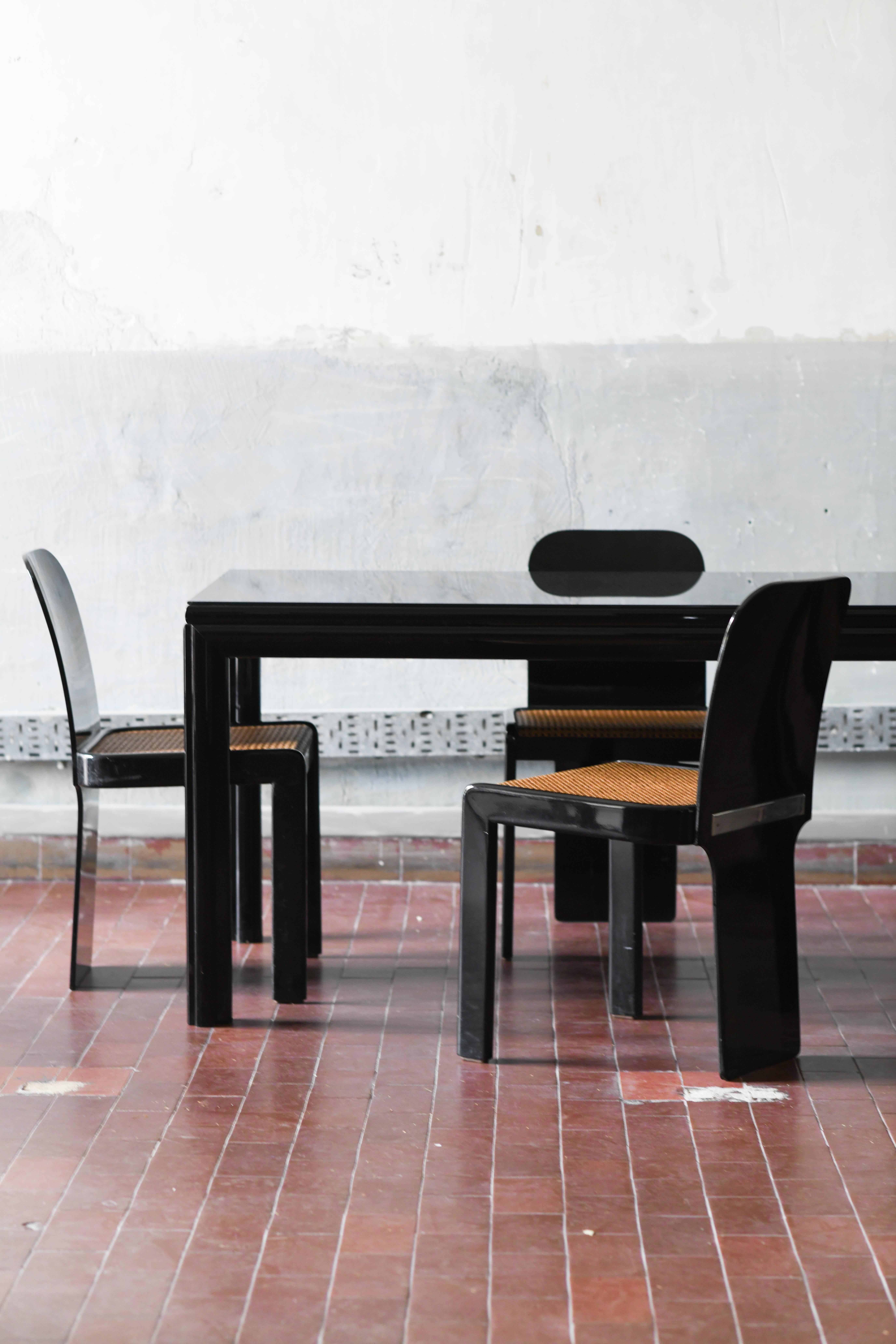 Italian Dining set: table + 4 chairs by Pierluigi Molinari for Pozzi Milano, 1960 For Sale