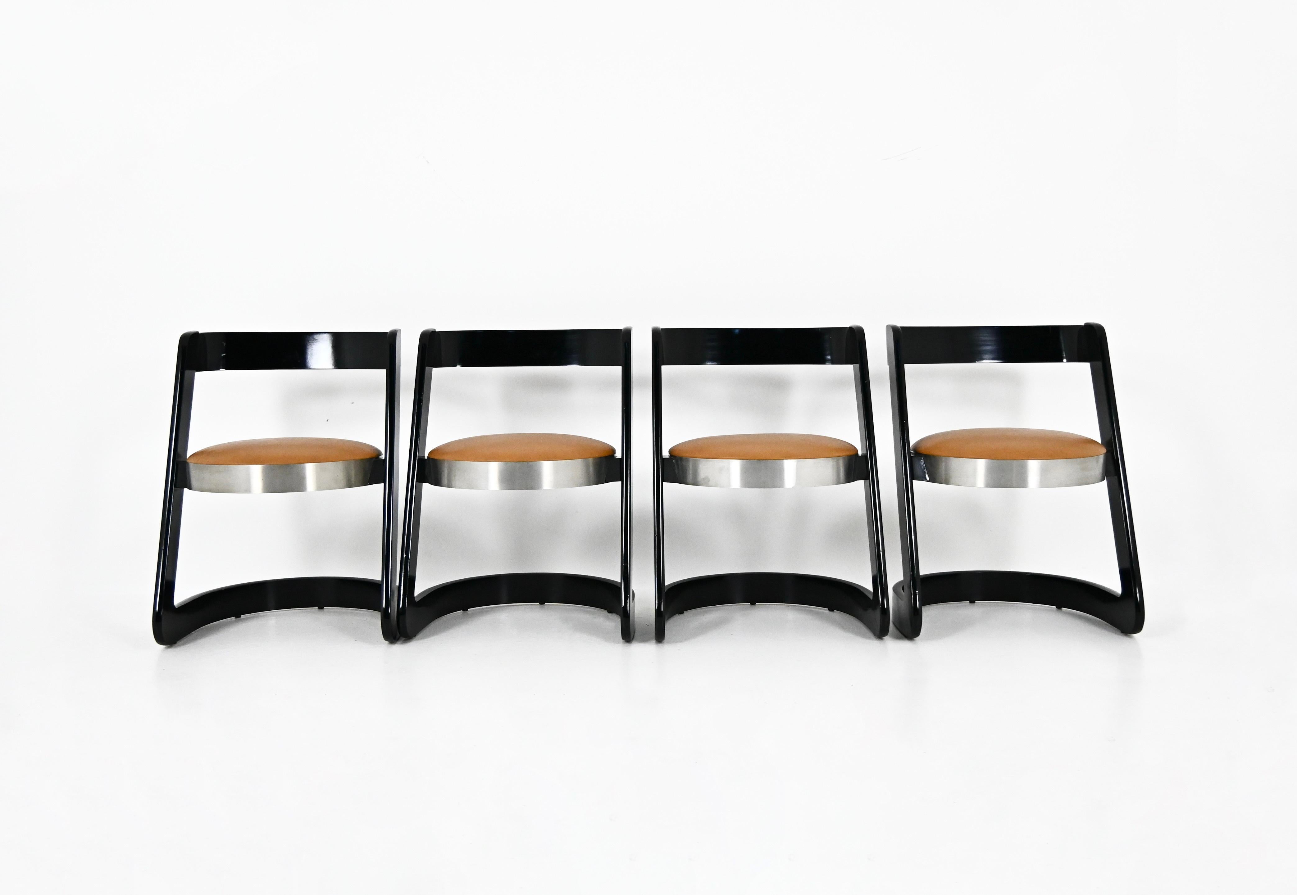 Ensemble de salle à manger avec 4 chaises et 1 table par Willy Rizzo pour Mario Sabot, 1970 Bon état à bruxelles, BE