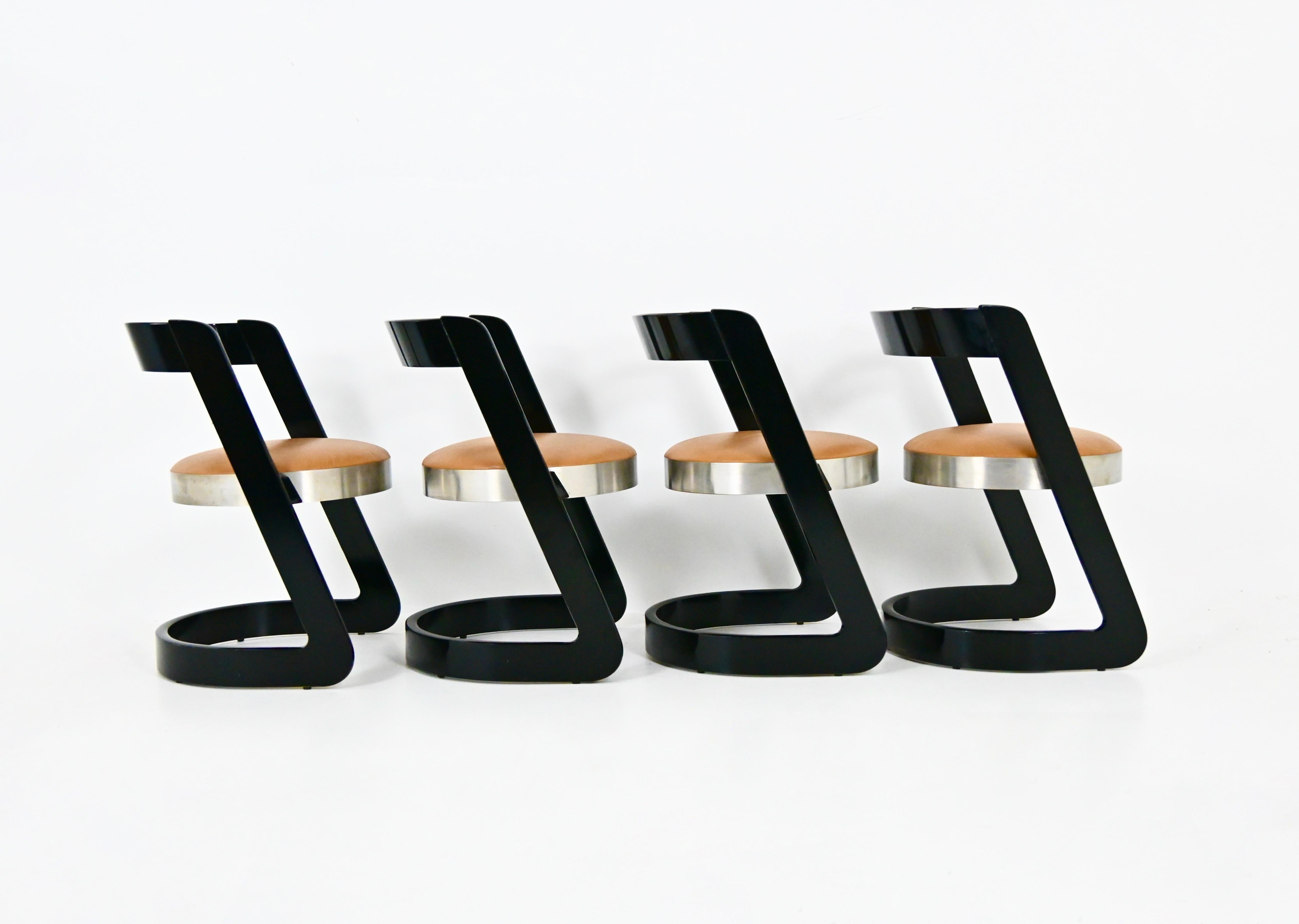 Fin du 20e siècle Ensemble de salle à manger avec 4 chaises et 1 table par Willy Rizzo pour Mario Sabot, 1970