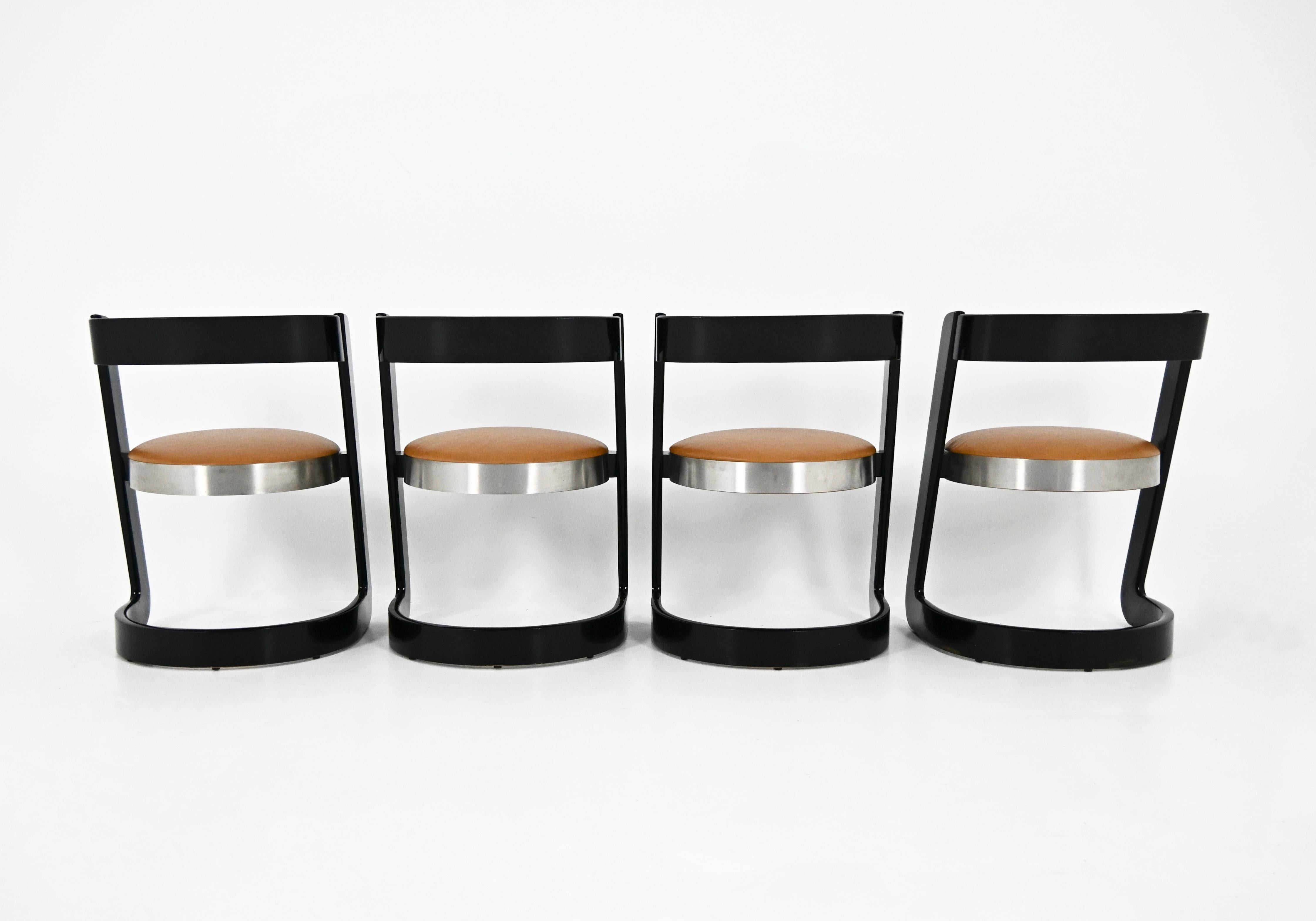 Cuir Ensemble de salle à manger avec 4 chaises et 1 table par Willy Rizzo pour Mario Sabot, 1970