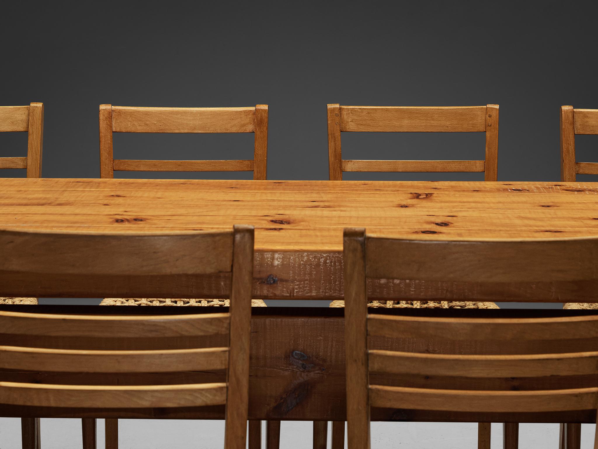 Esszimmer-Set mit Adrien Audoux & Frida Minet-Stühlen und Rivadossi-Tisch (Hanf) im Angebot