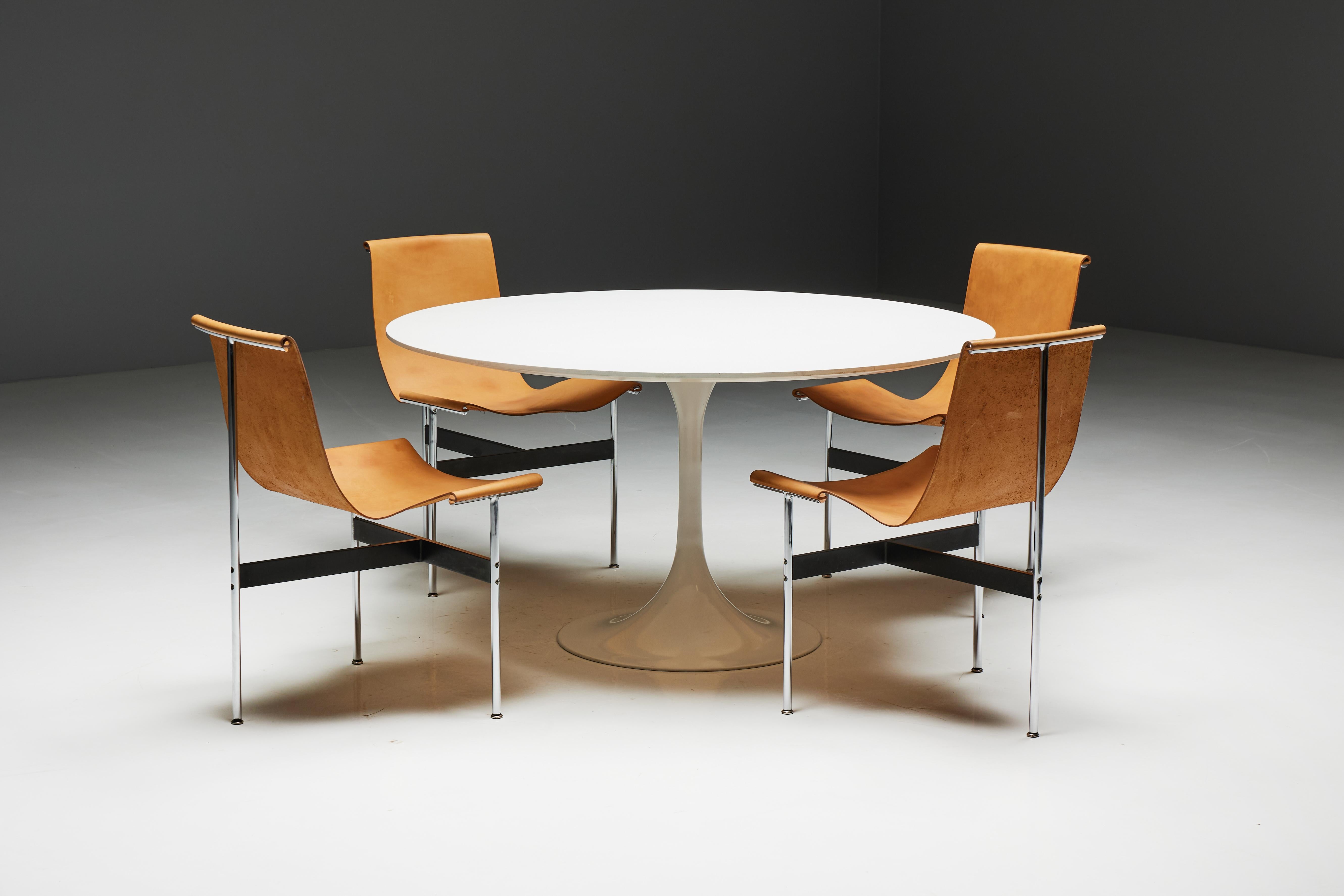 Ensemble de salle à manger avec chaises en T de Katavolos, Kelley & Littell et Tulip Excellent état - En vente à Antwerp, BE