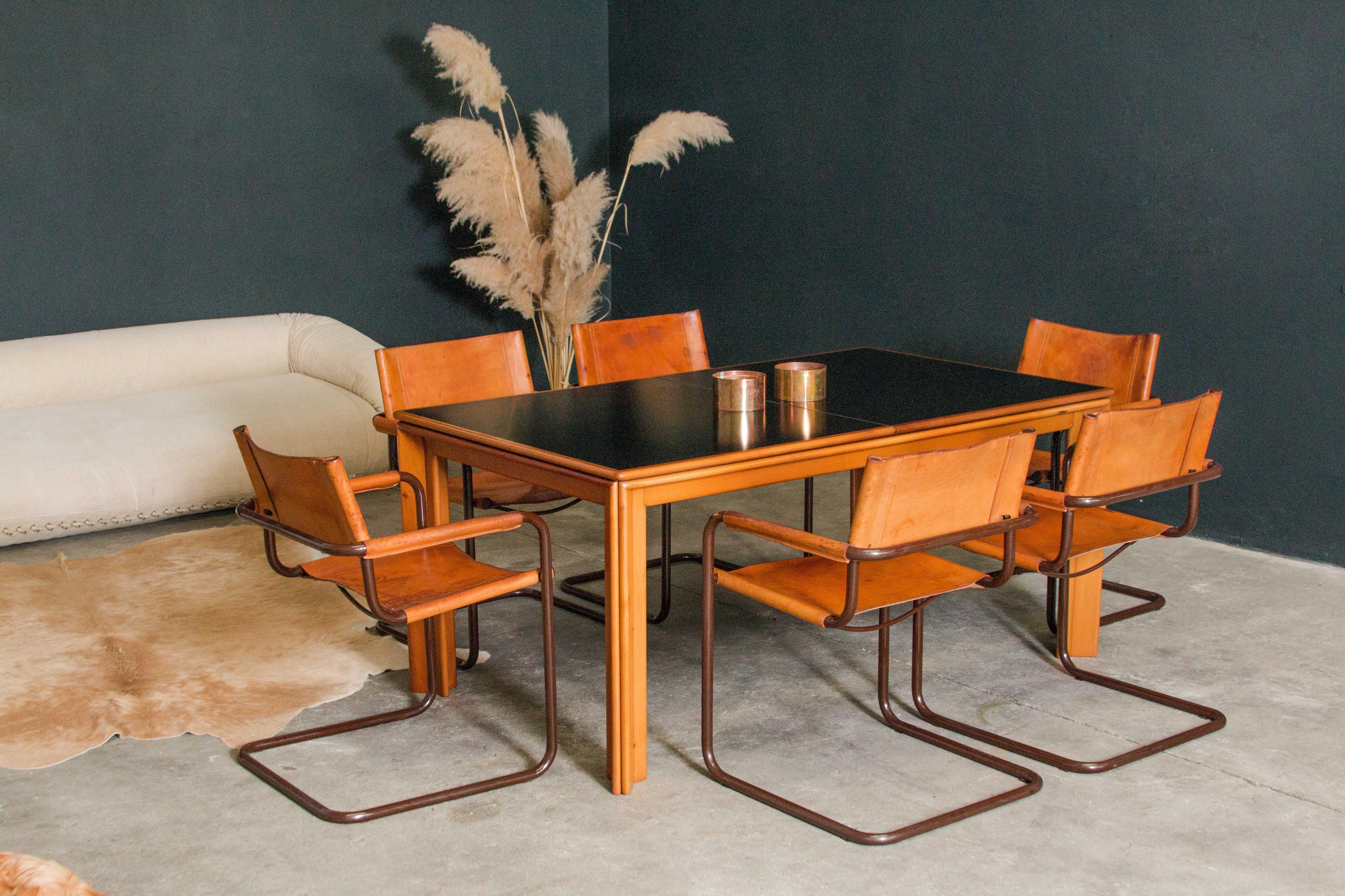 Italian Dining Table Afra & Tobia Scarpa for Molteni, 1970s