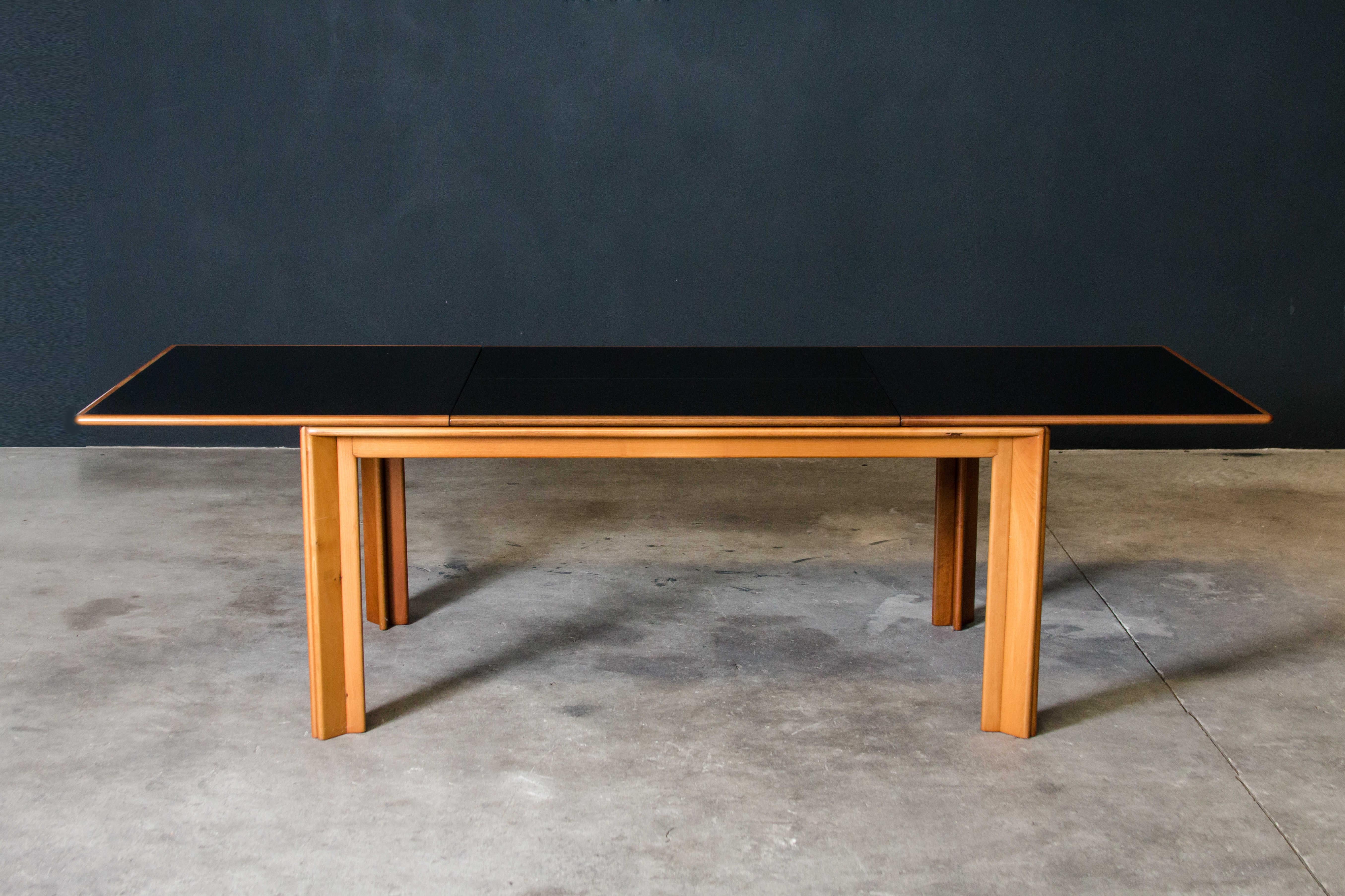 20th Century Dining Table Afra & Tobia Scarpa for Molteni, 1970s