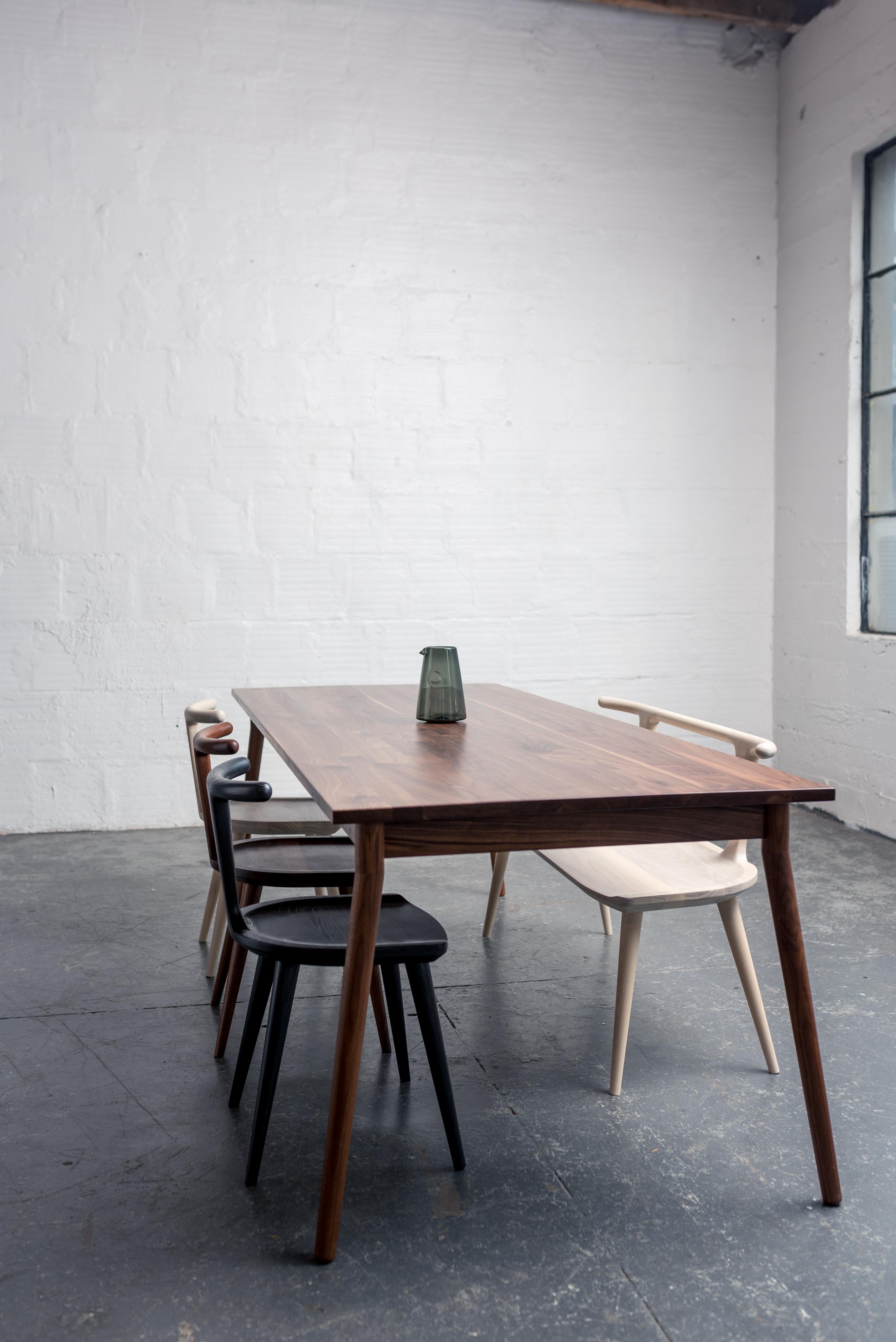 Table à manger:: table de cuisine artisanale minimaliste en bois de noyer américain en vente 3