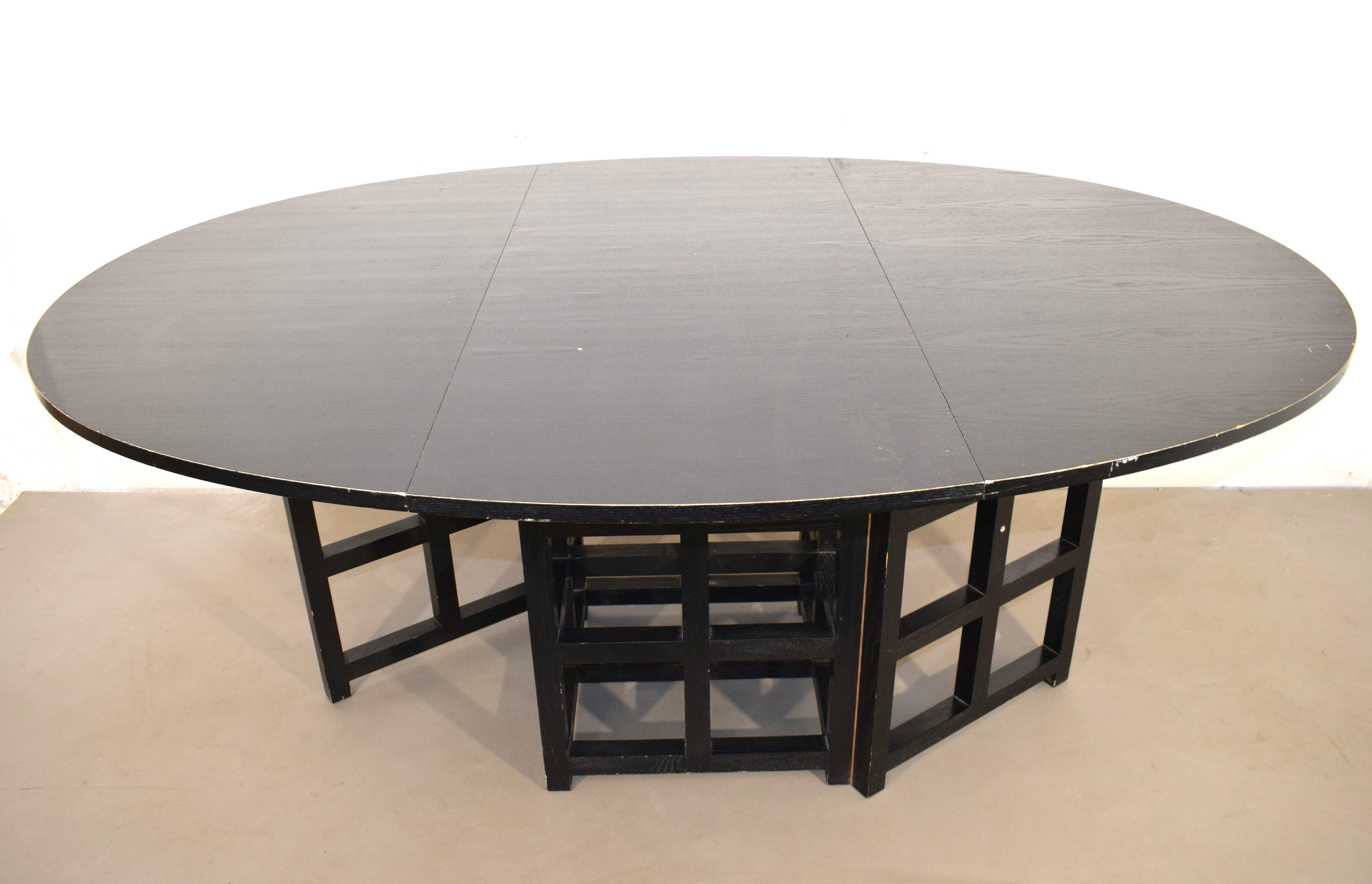 Dining table and 4 chairs by Charles Rennie Mackintosh for Cassina, 1970s For Sale 1
