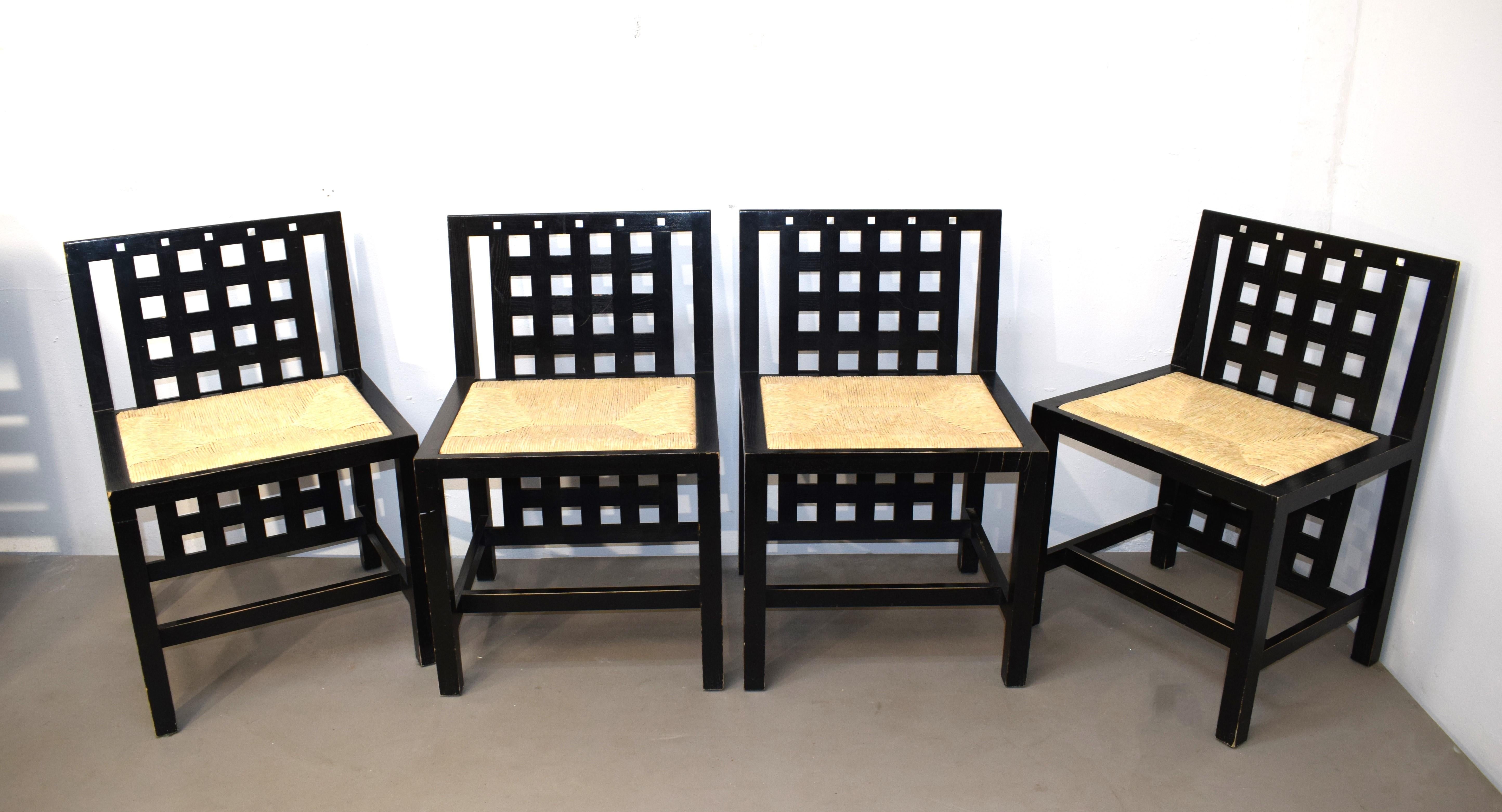 Dining table and 4 chairs by Charles Rennie Mackintosh for Cassina, 1970s For Sale 4