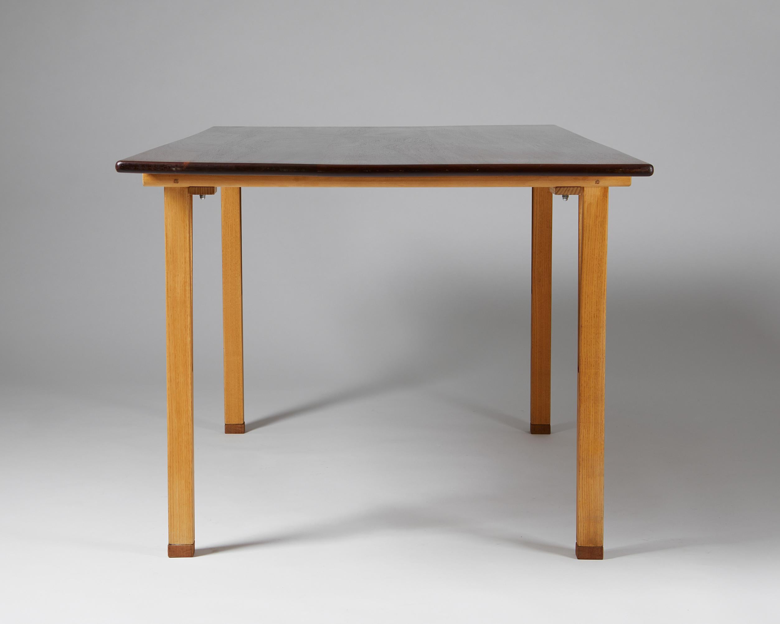 Dining Table “Ararat” Designed by Åke Axelsson, Sweden, 1960’s In Good Condition For Sale In Stockholm, SE