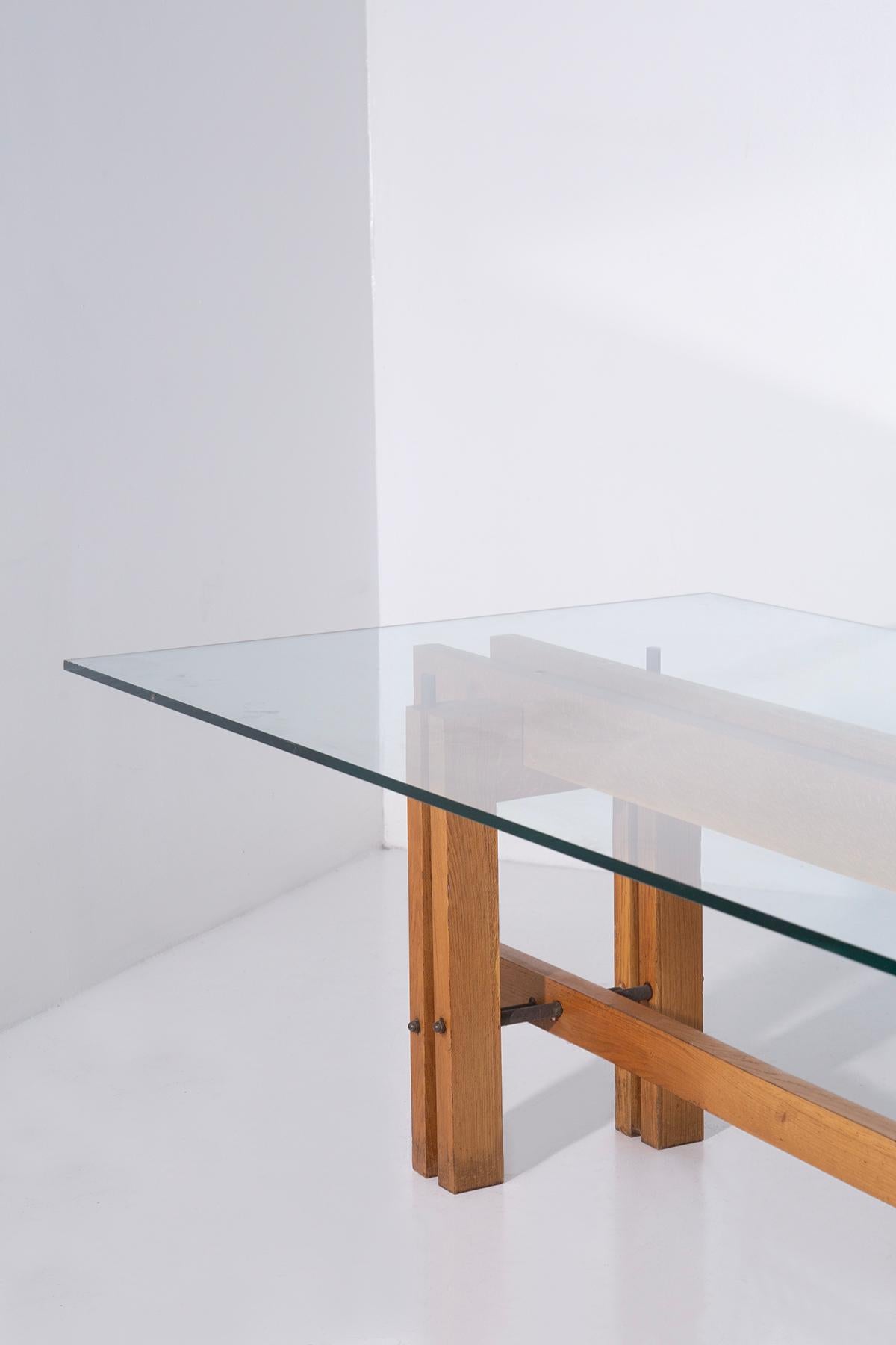 Italian Dining table attr. to Carlo Scarpa geometric with glass top in vendita