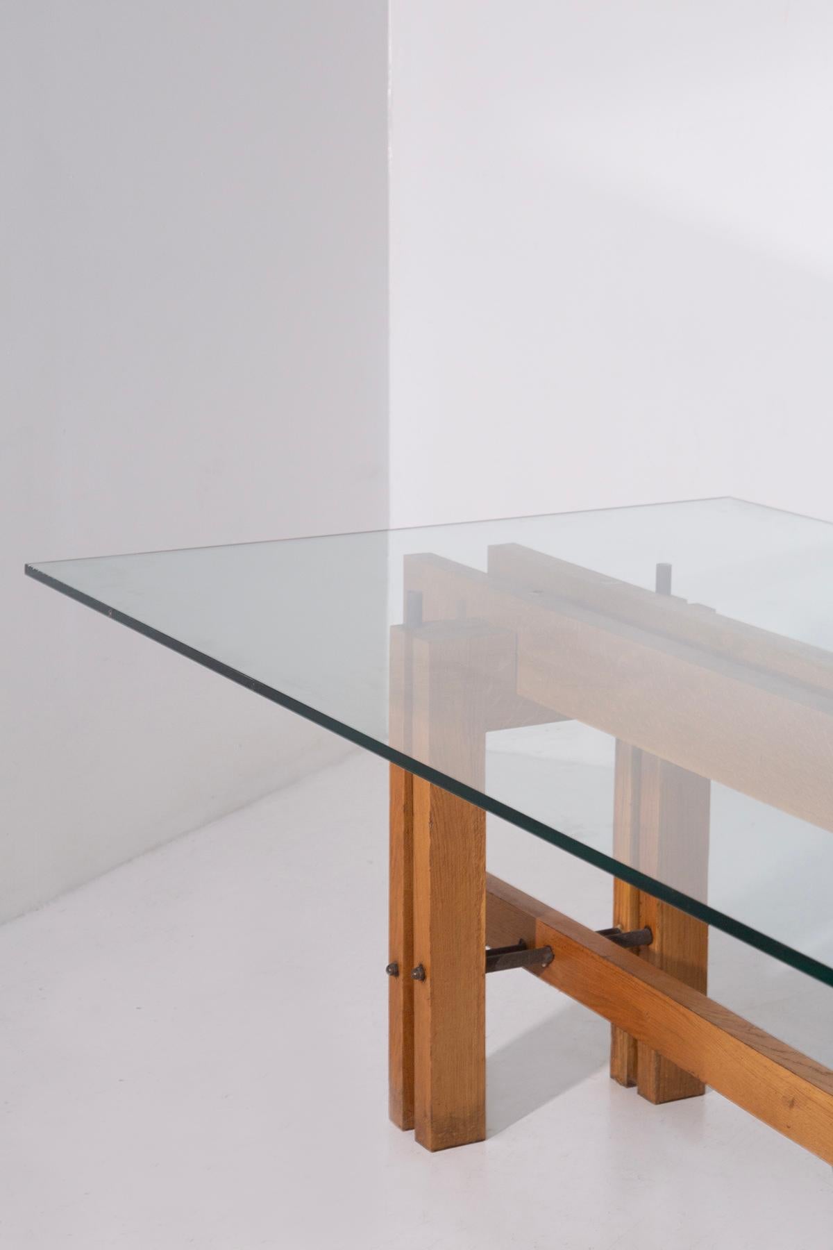 Dining table attr. to Carlo Scarpa geometric with glass top in vendita 1