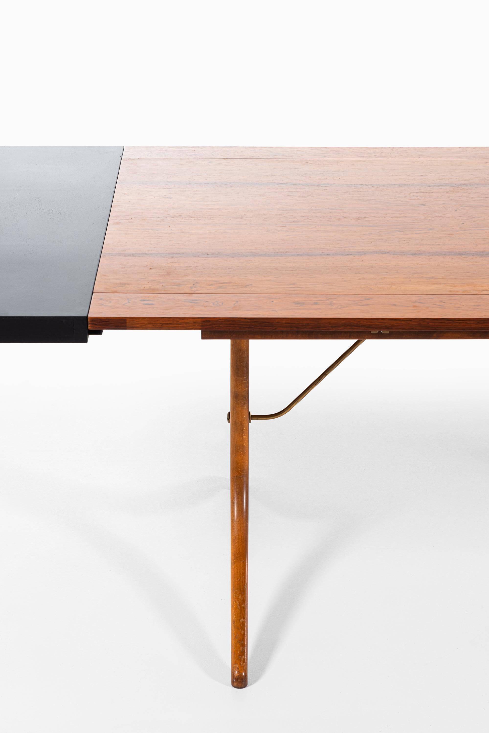 Dining Table Attributed to David Rosén Produced in Sweden 4