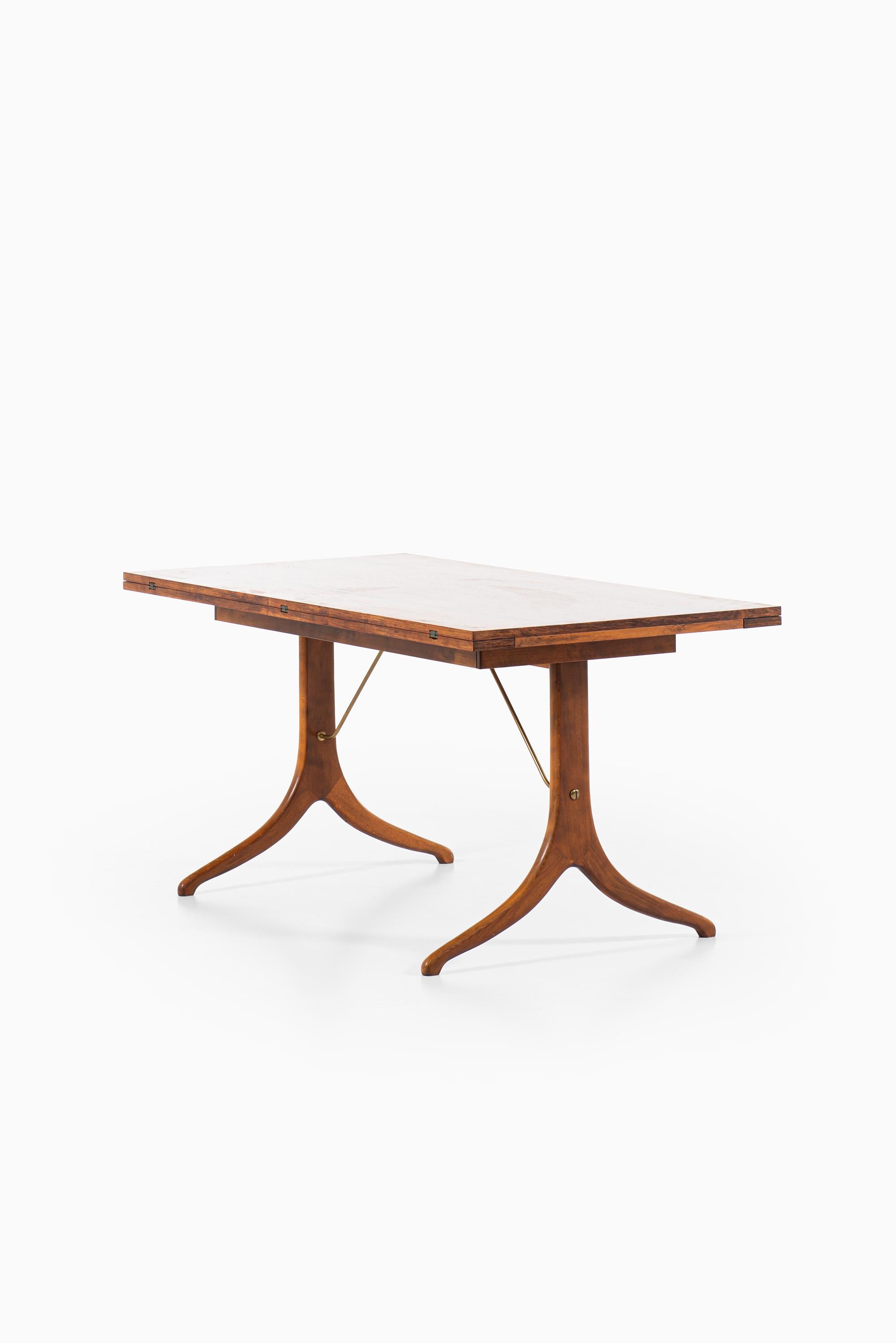 Dining Table Attributed to David Rosén Produced in Sweden 5