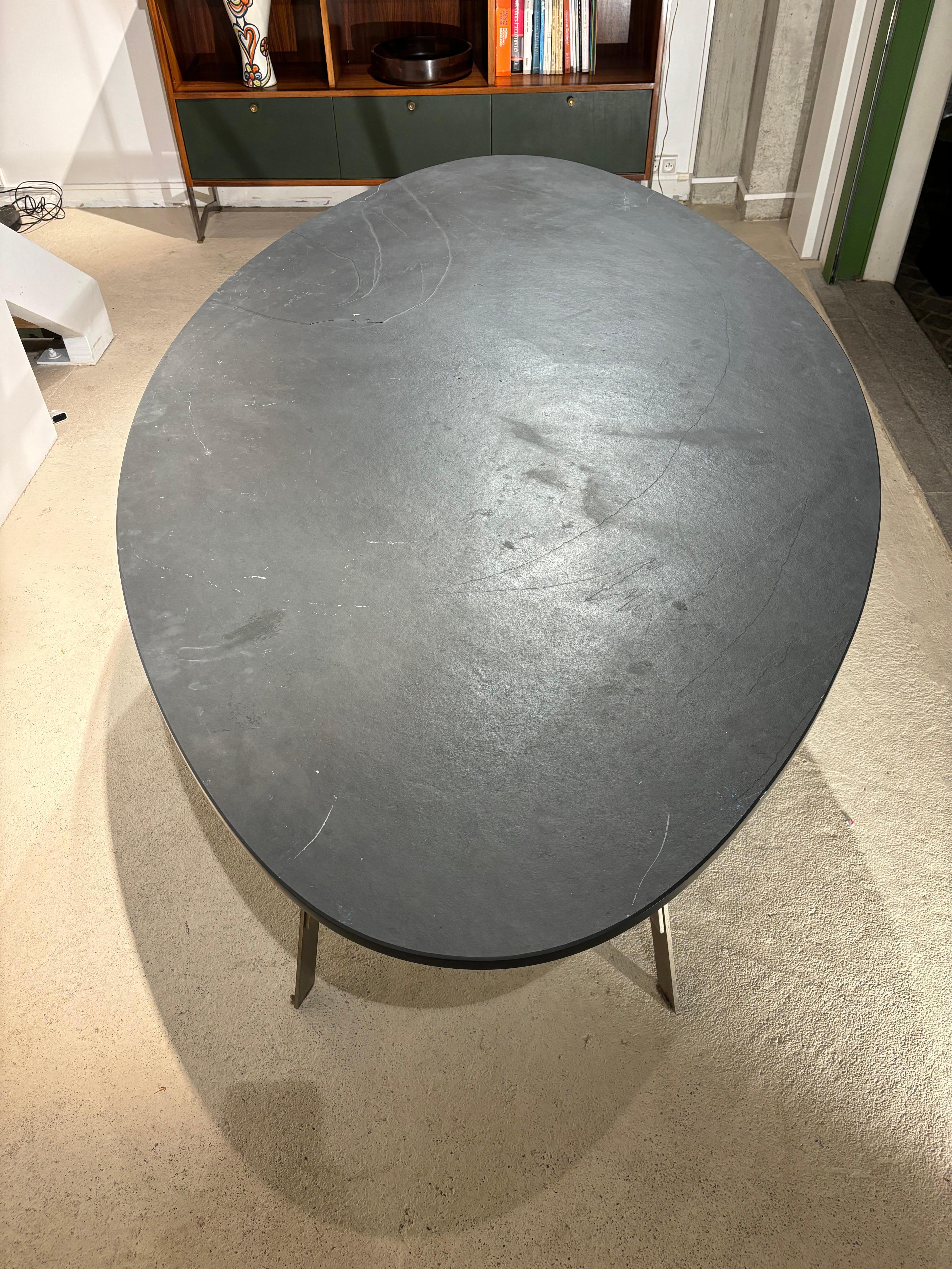 Dining table attributed to Françoise See en vente 7