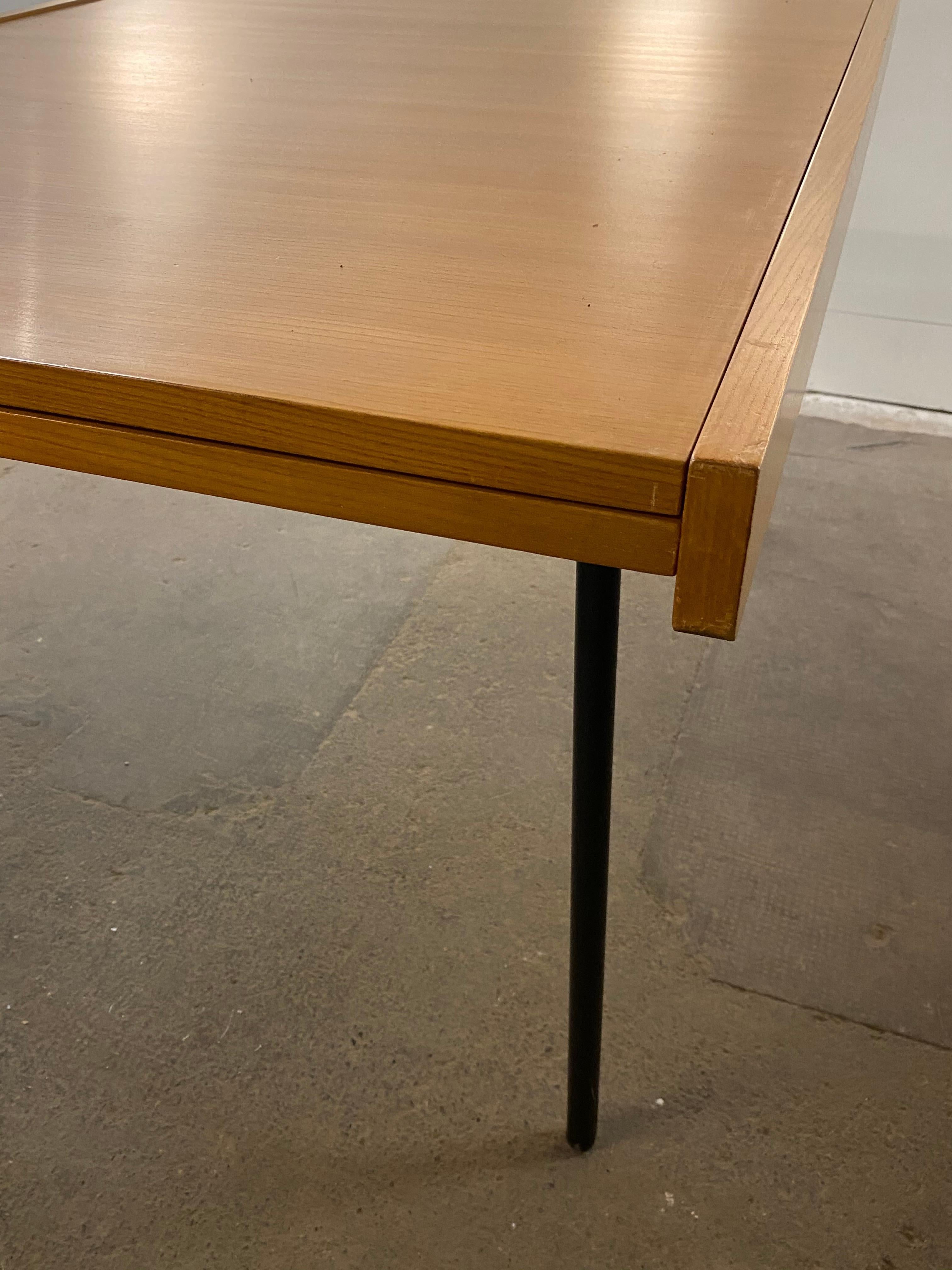 Dining Table by Alain Richard In Good Condition In Saint-Ouen, FR