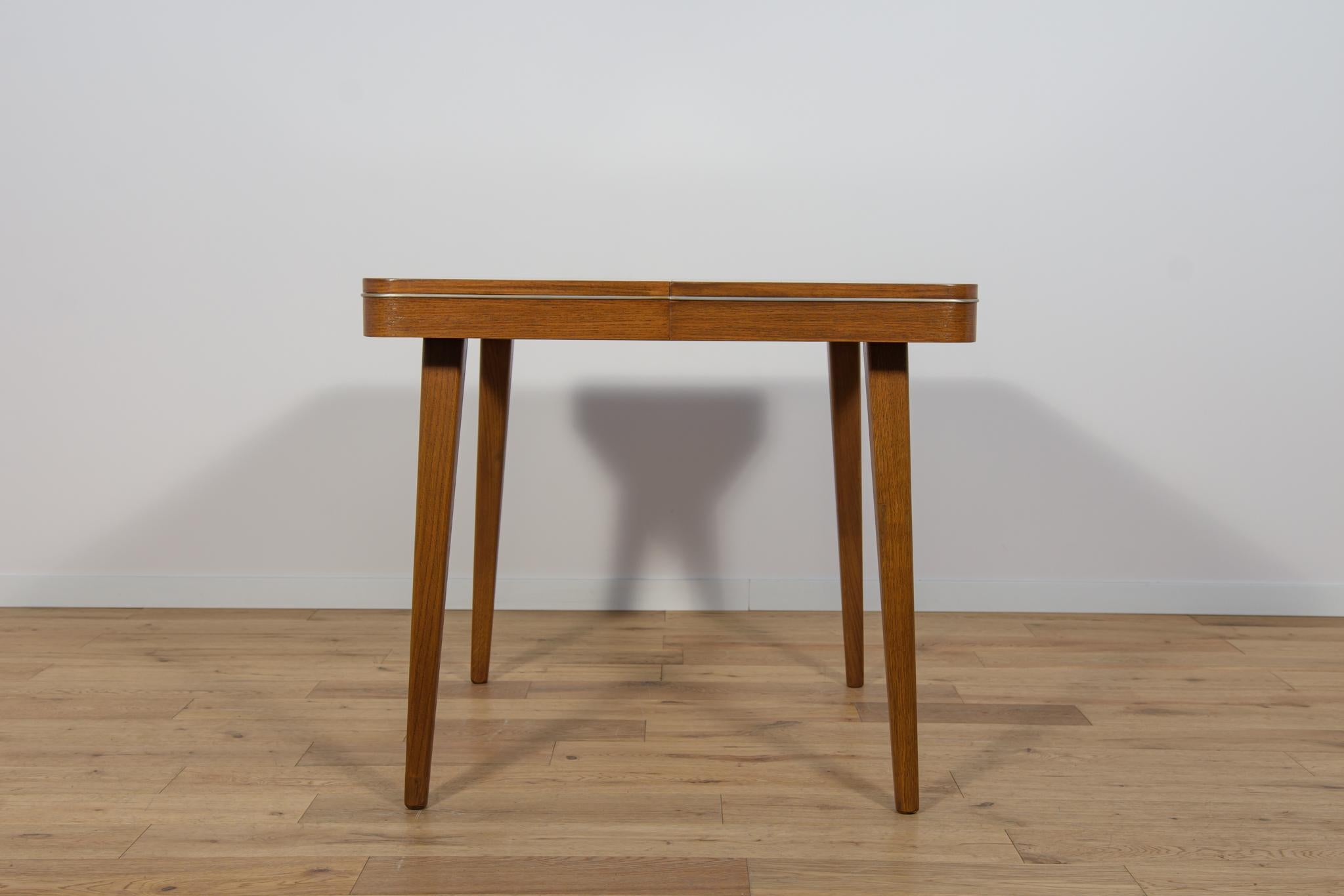 Mid-Century Modern Dining Table by Bohumil Landsman for Jitona, Czechoslovakia, 1960s For Sale