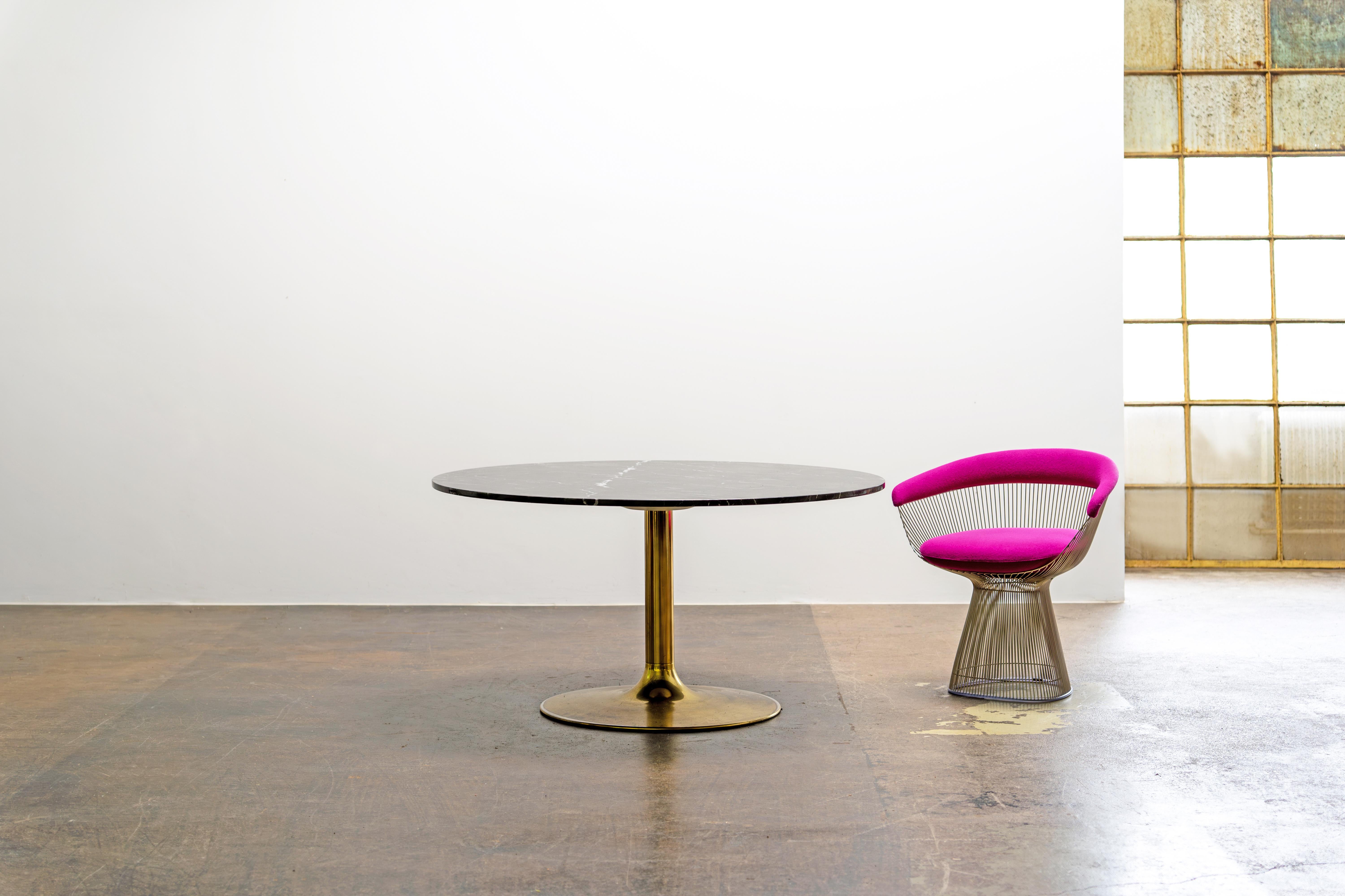 Suédois Table de salle à manger en marbre et laiton par Börje Johanson, Suède, années 1960 en vente