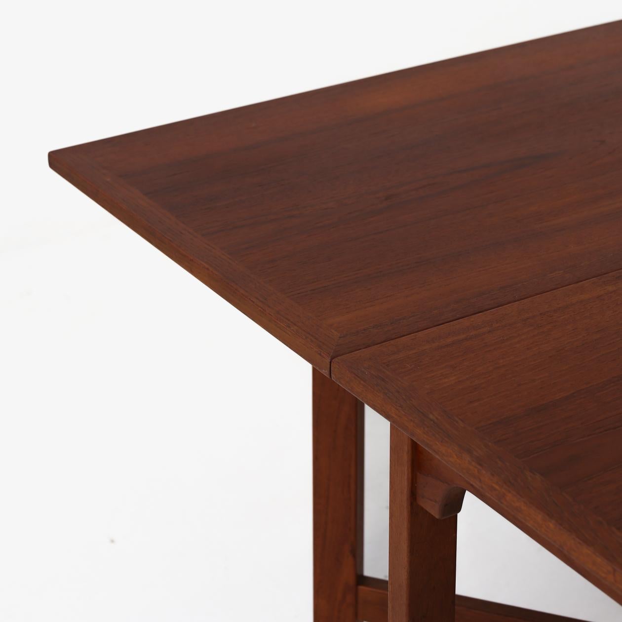Patiné Table à manger de Børge Mogensen en vente