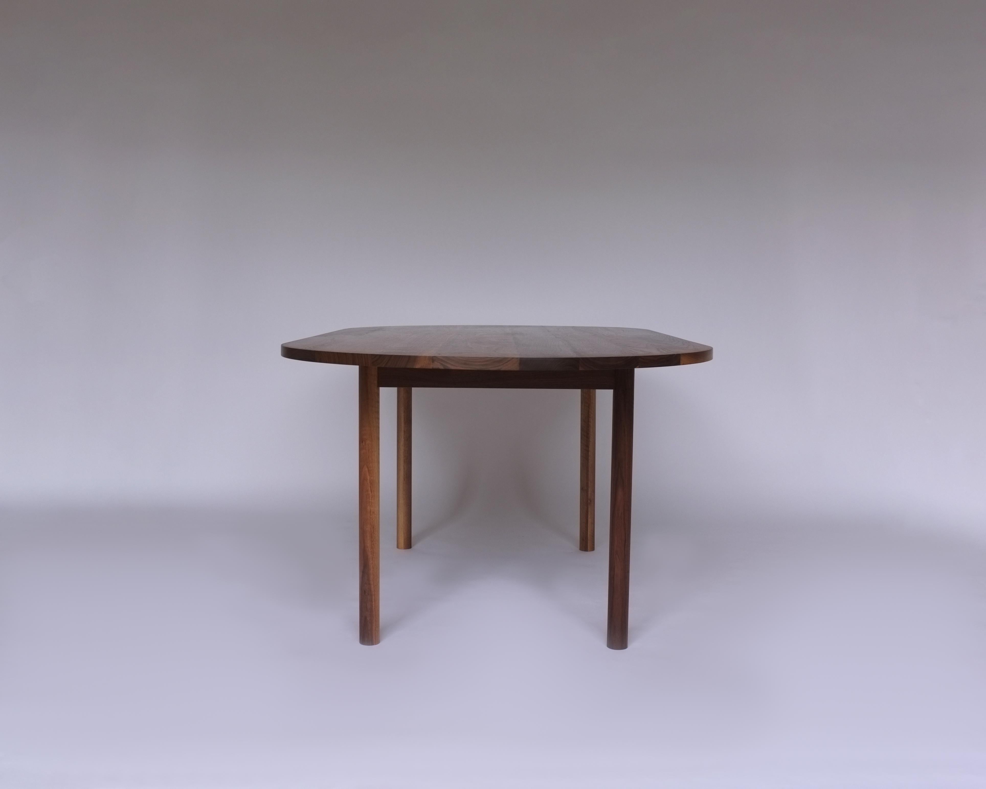 pill shaped table