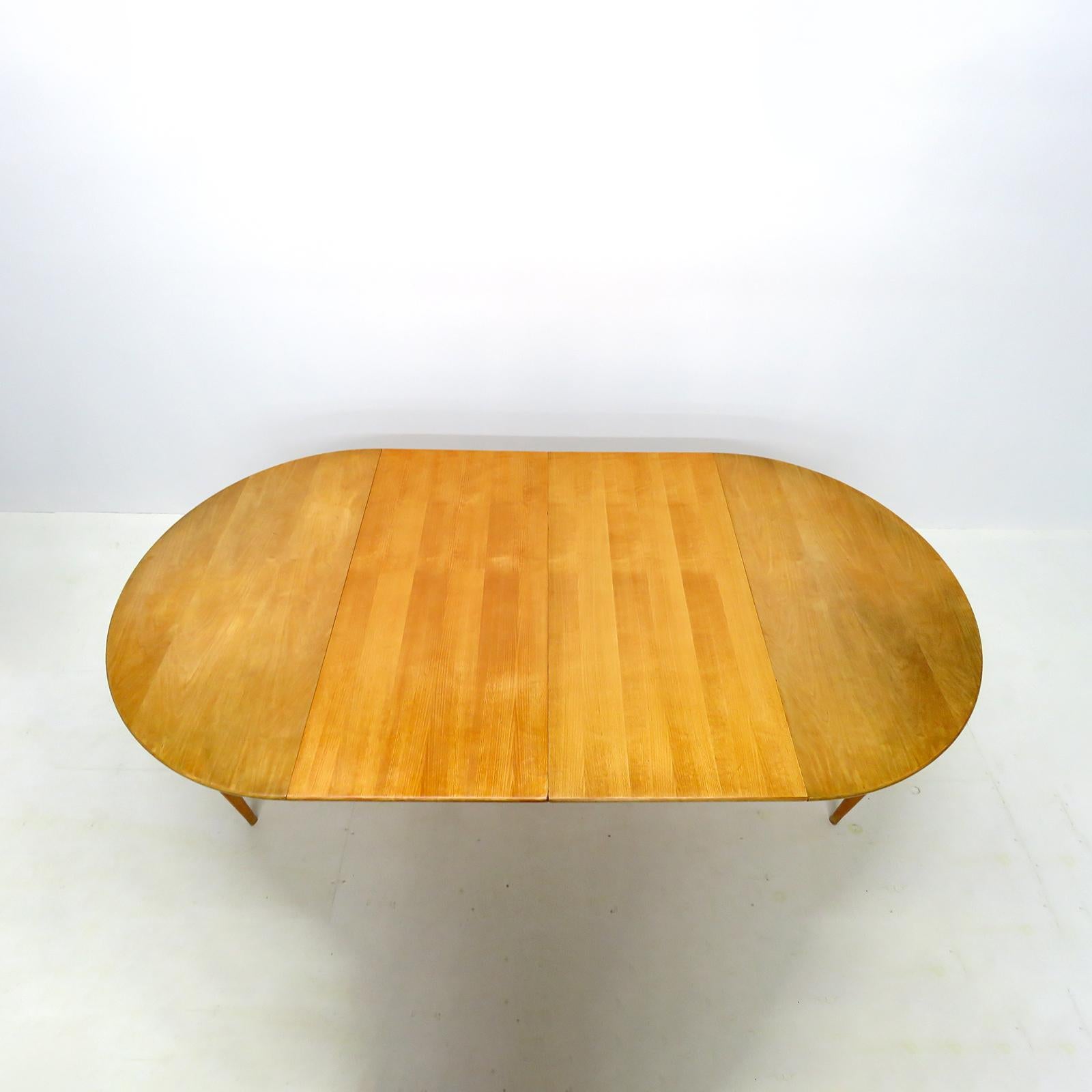 Milieu du XXe siècle Table de salle à manger Carl Malmsten, 1950 en vente