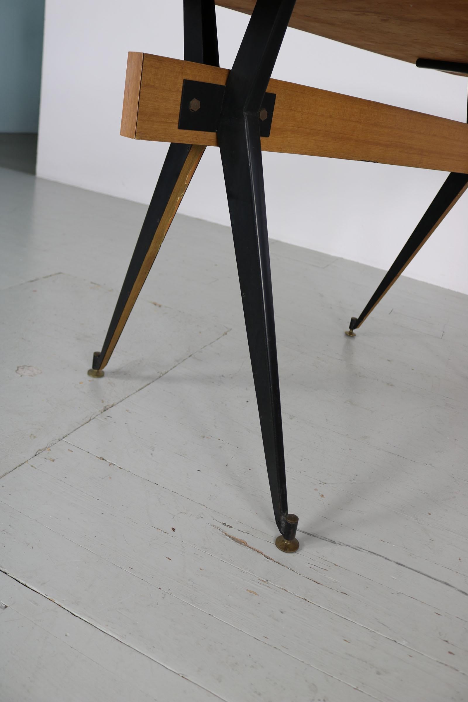 Dining table by Carlo Ratti made by Industria Legni Curvati, 1950s, Italy For Sale 4