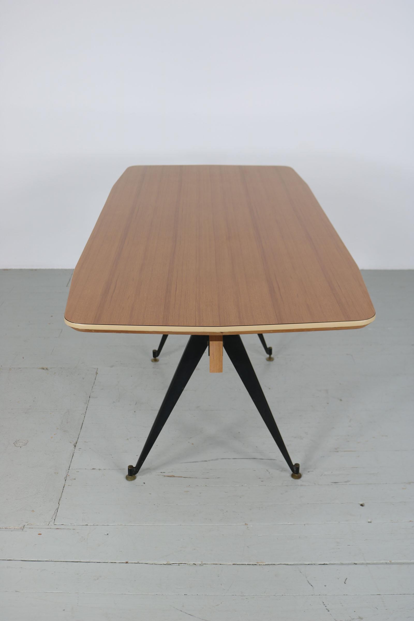 Dining table by Carlo Ratti made by Industria Legni Curvati, 1950s, Italy For Sale 13