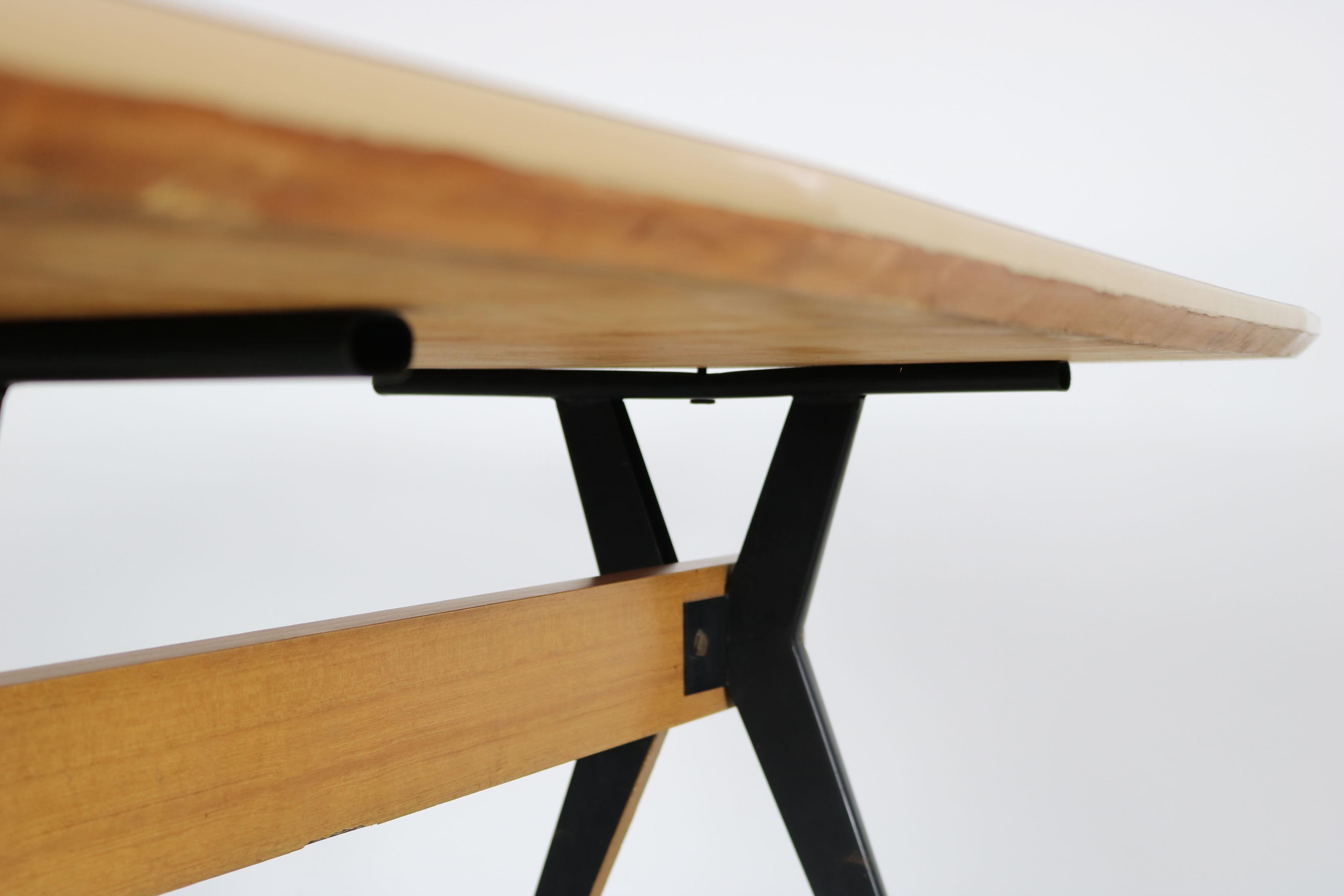 Dining table by Carlo Ratti made by Industria Legni Curvati, 1950s, Italy For Sale 1