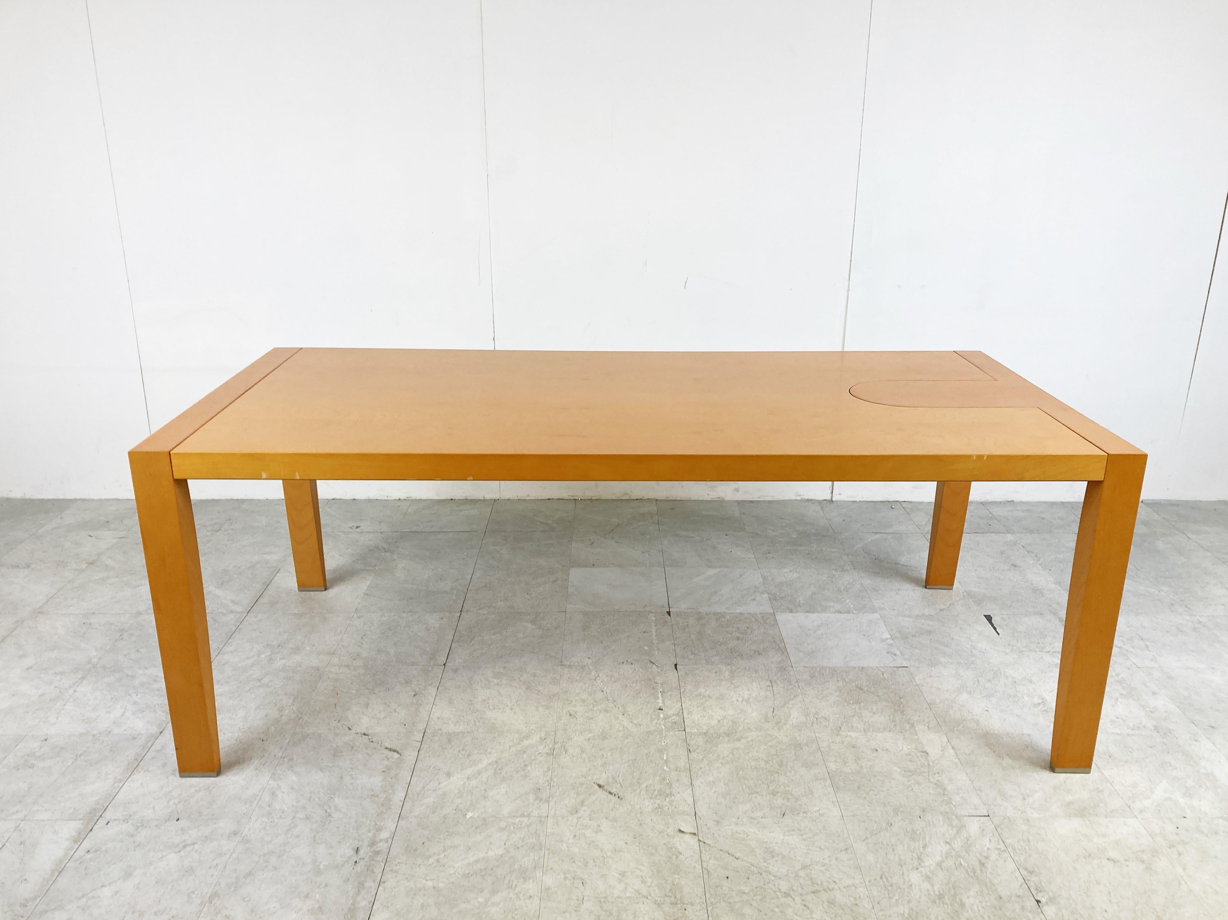 Dining Table by Chi Wing Lo for Giorgetti, 1990s In Good Condition In Leuven, Vlaams Gewest