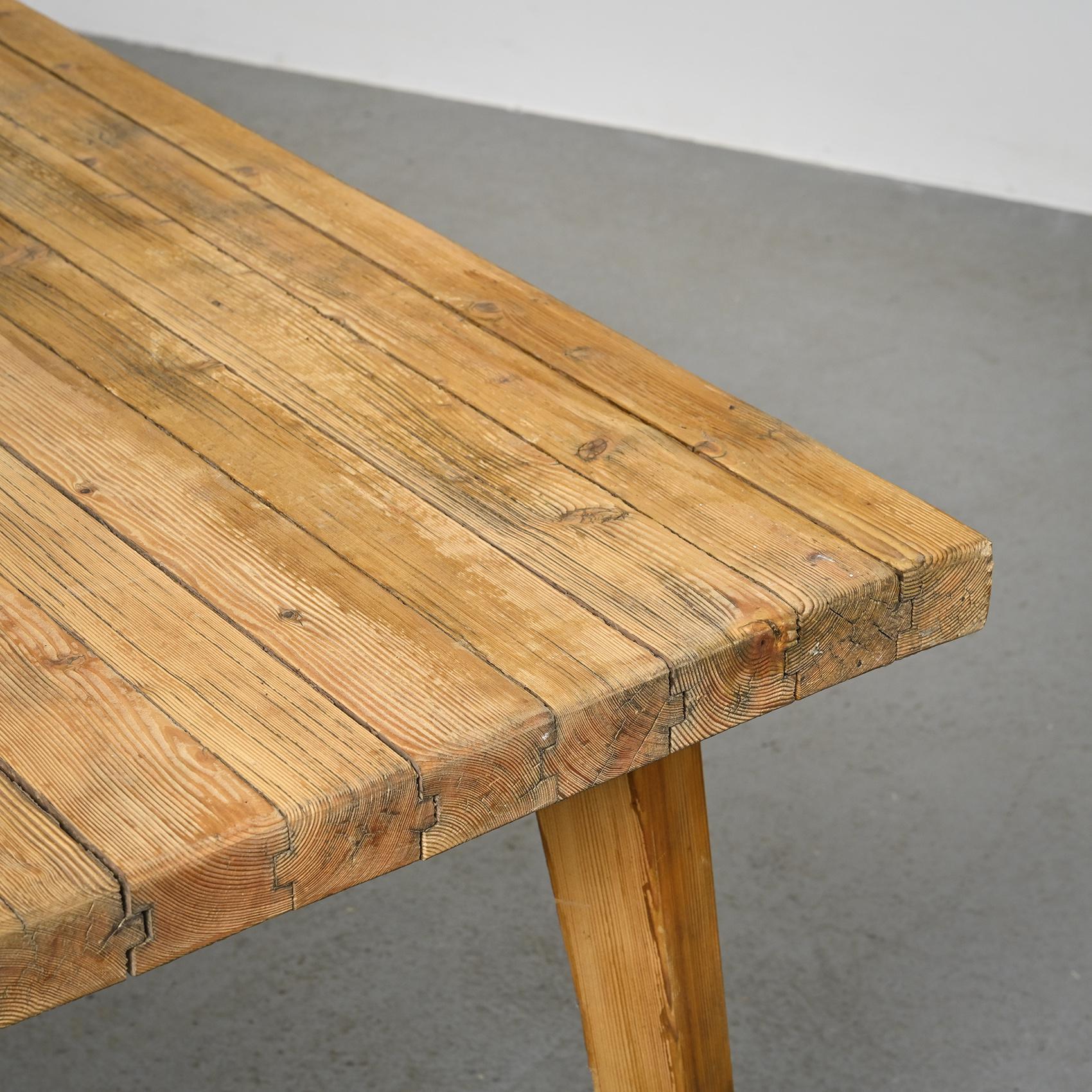 Dining table by Christian Durupt, circa 1970 For Sale 3