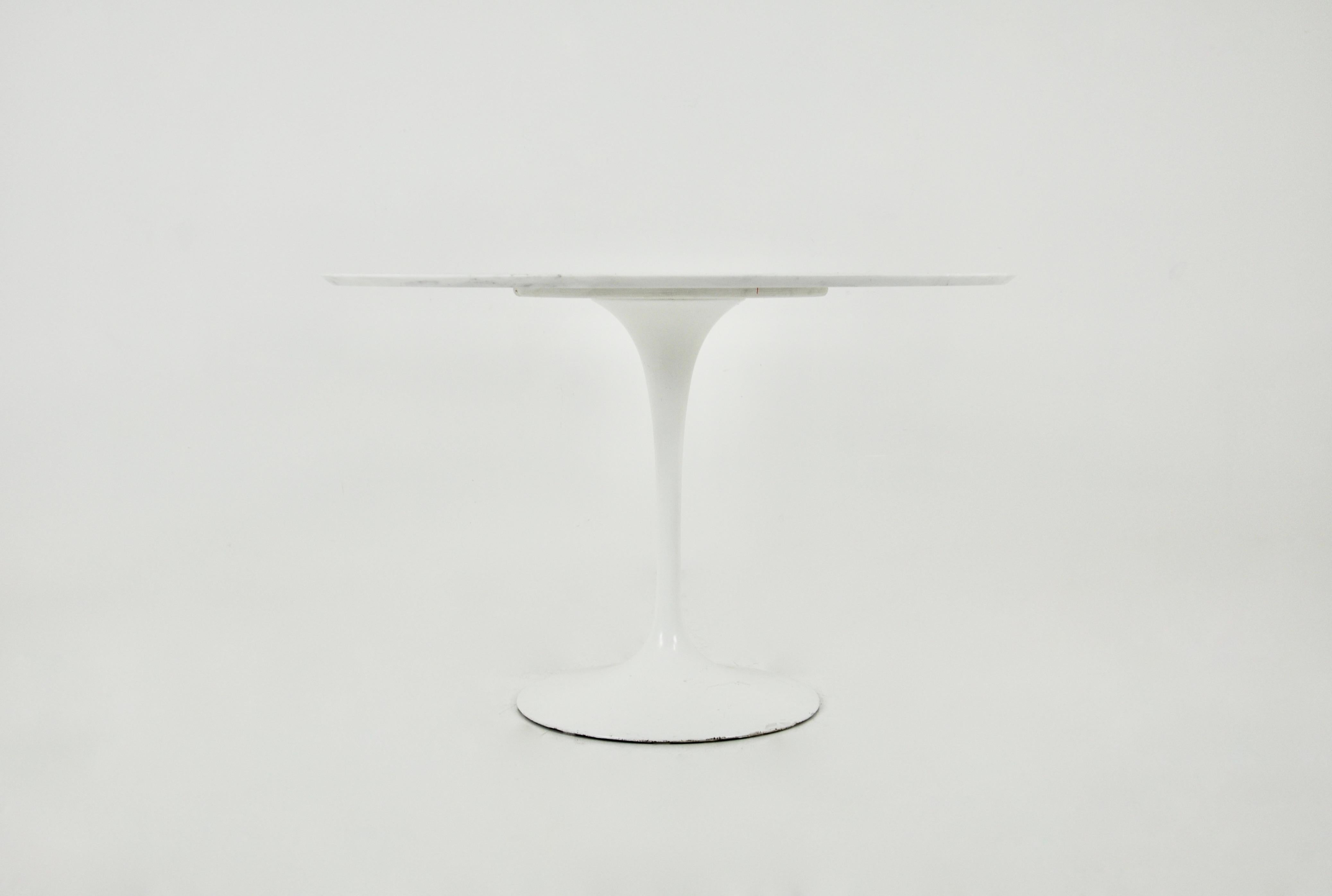 Central American Dining Table by Eero Saarinen for Knoll International, 1960s