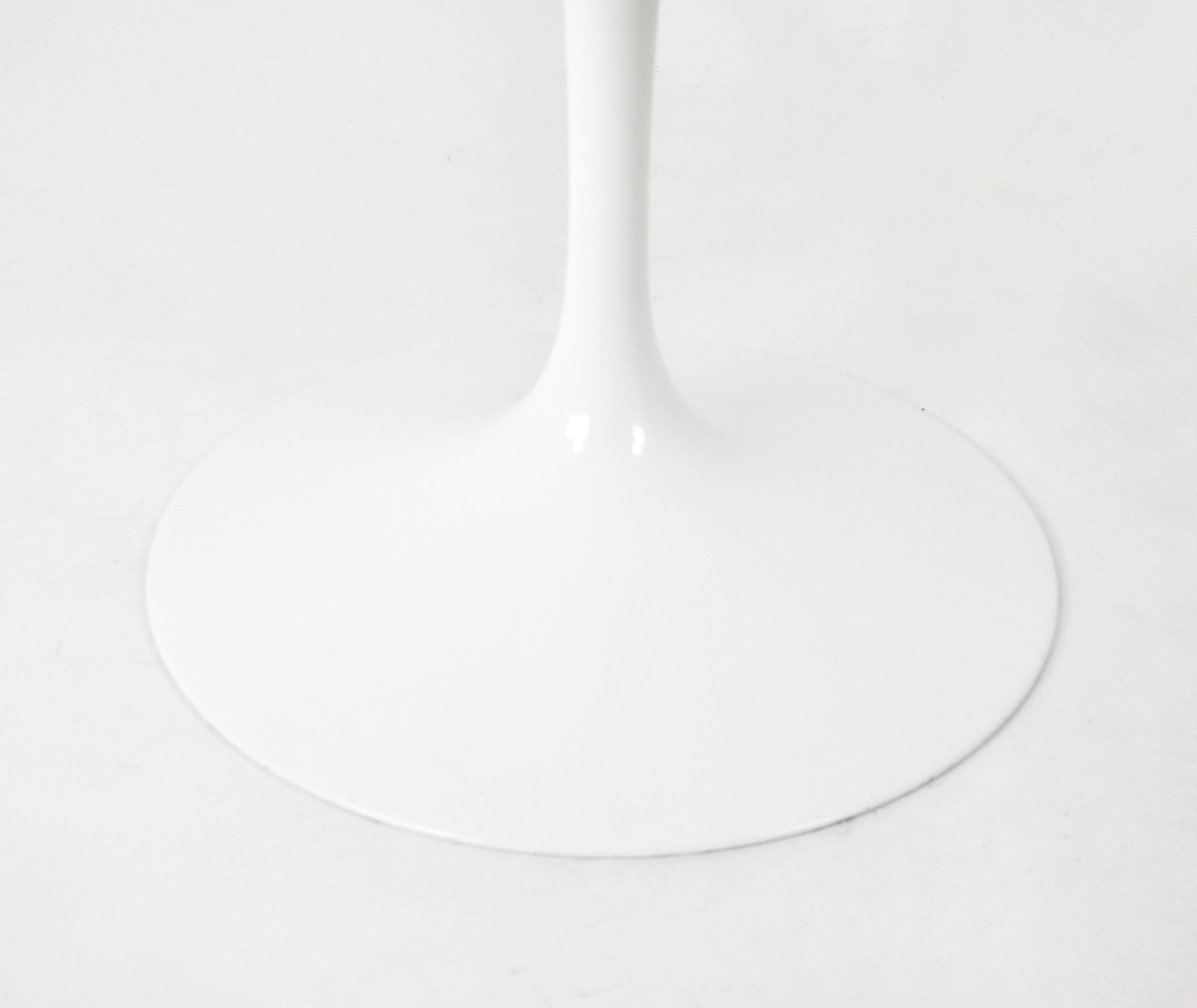 Aluminium Table de salle à manger Tulip d'Eero Saarinen pour Knoll International, 1960 en vente