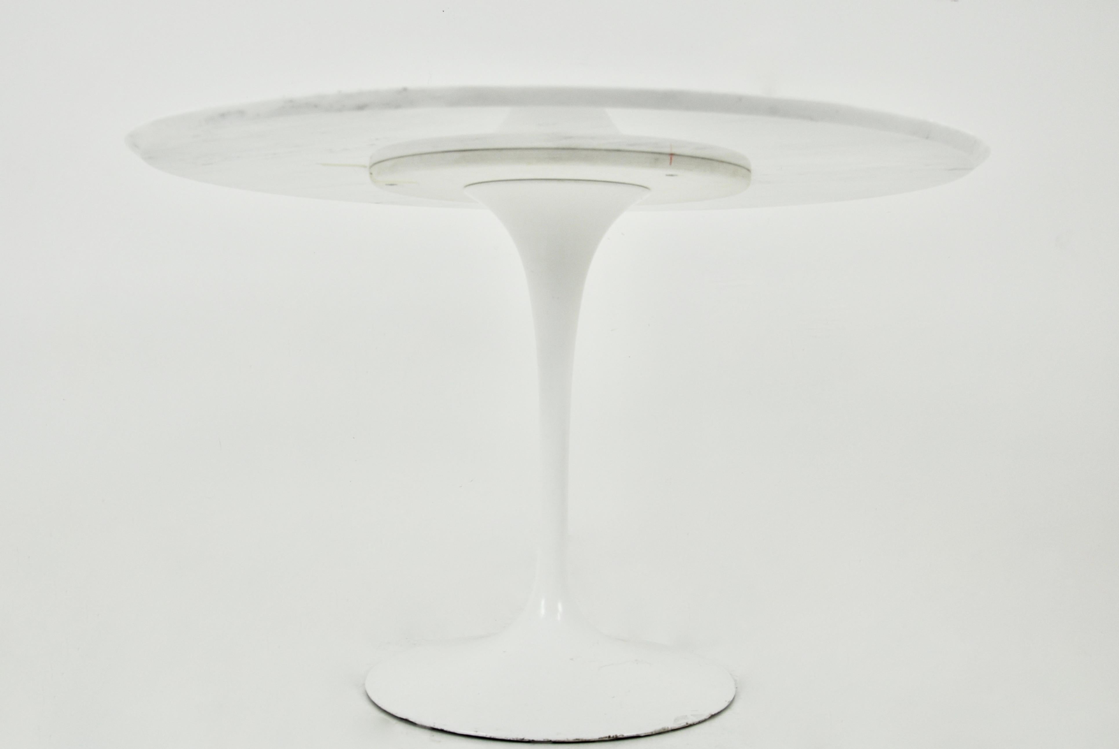 Dining Table by Eero Saarinen for Knoll International, 1960s 1