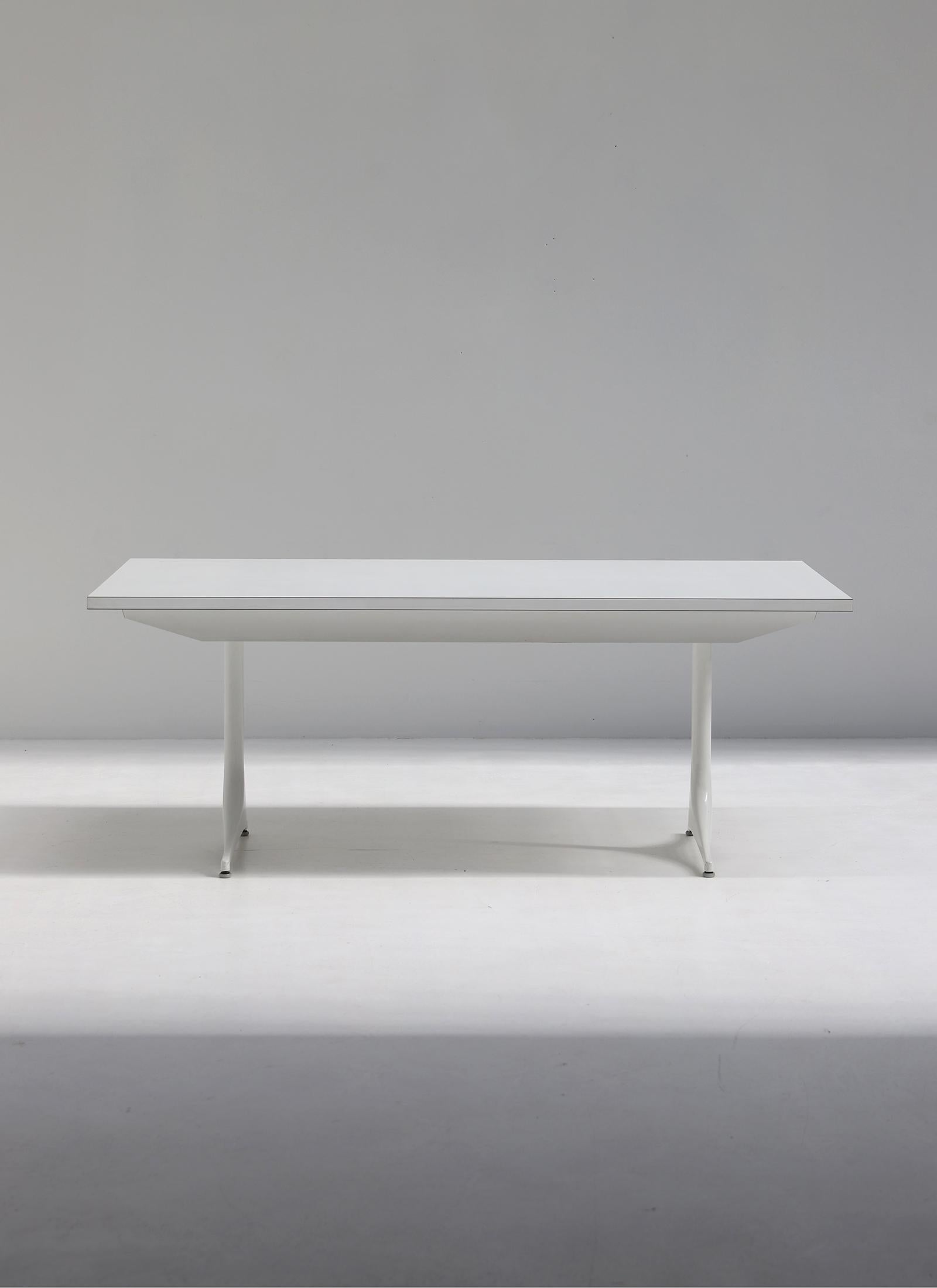 Dining table by George Nelson for Herman Miller F66 4