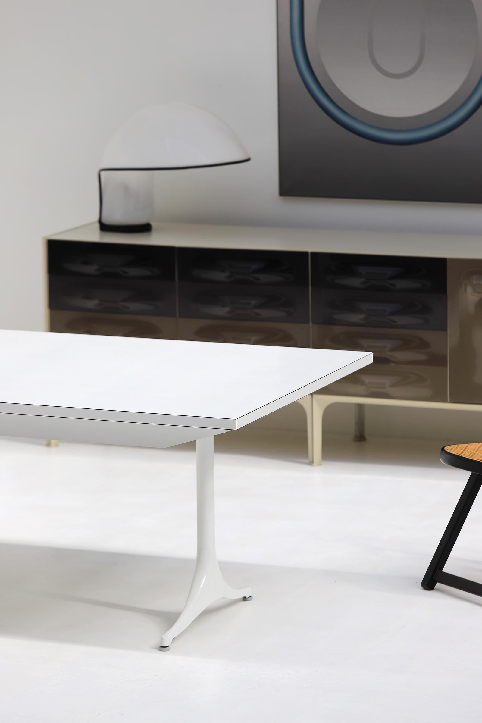 Dining table by George Nelson for Herman Miller F66 In Good Condition In Antwerpen, Antwerp