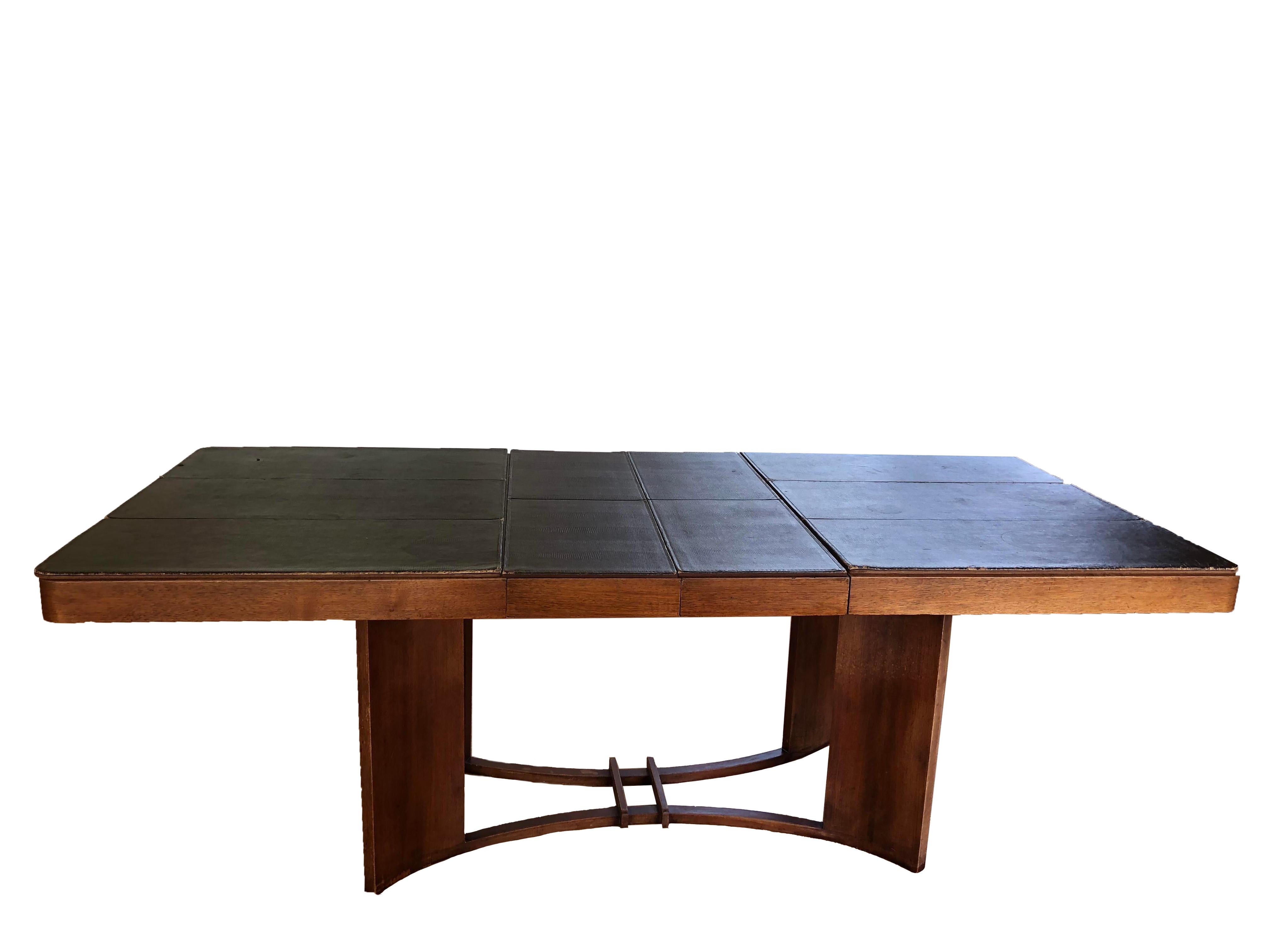 Dining Table by Gilbert Rohde for Herman Miller Furniture Co. In Good Condition For Sale In West Hollywood, CA
