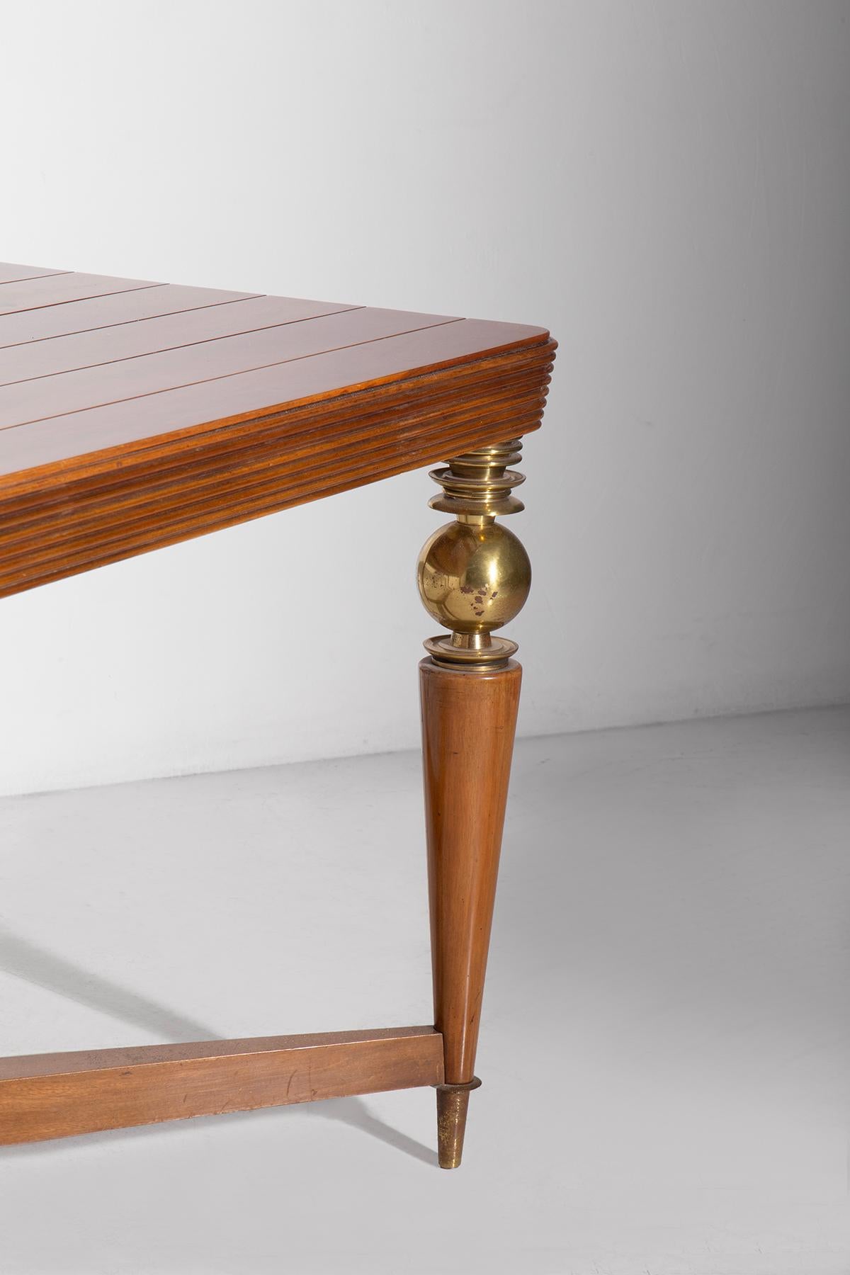 Mesa de comedor de Gio Ponti Producción en la IV trienal de Monza, certificada Latón en venta