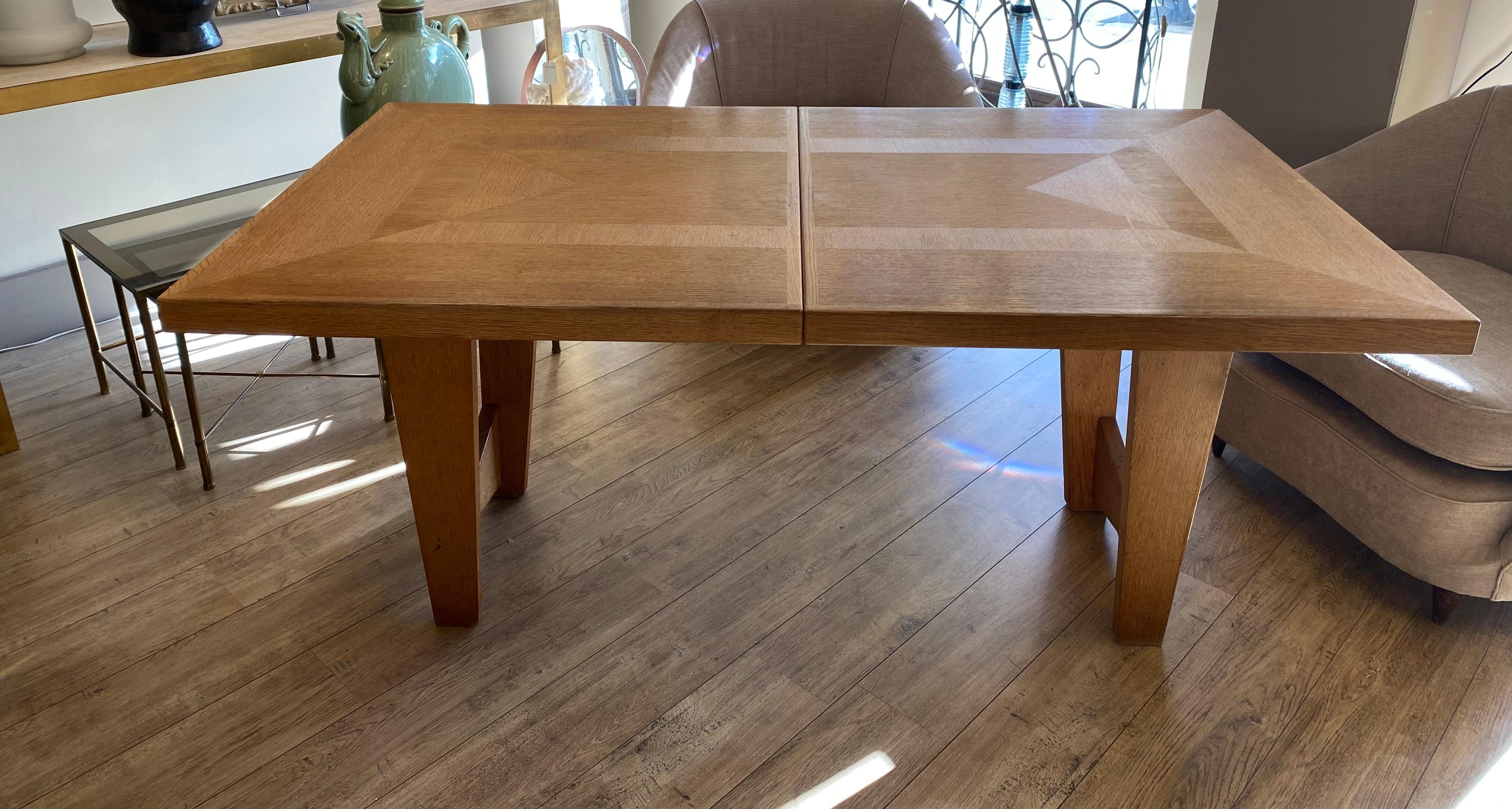 Dining table by Guillerme and Chambron, 1960, France For Sale 4