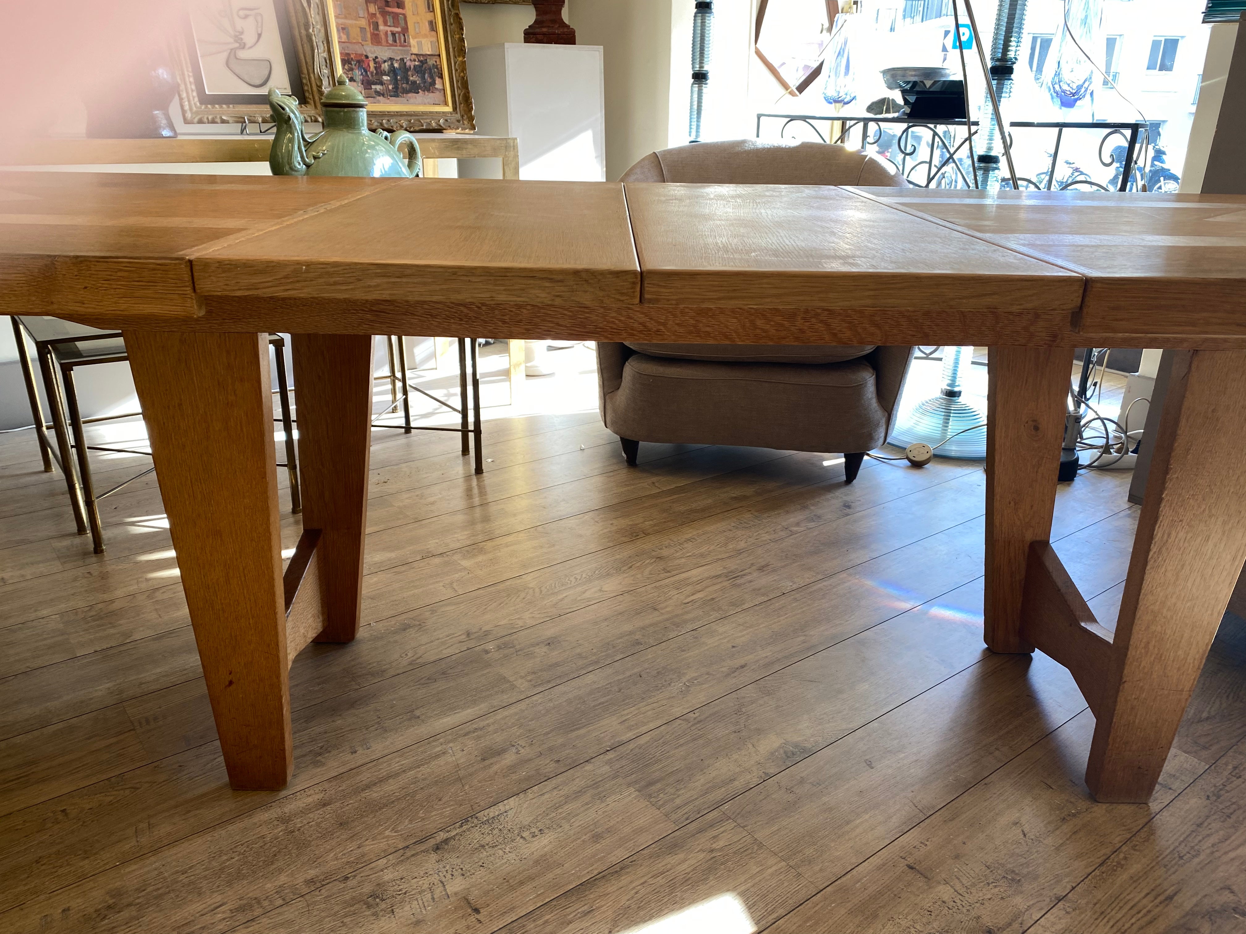 Mid-Century Modern Dining table by Guillerme and Chambron, 1960, France For Sale