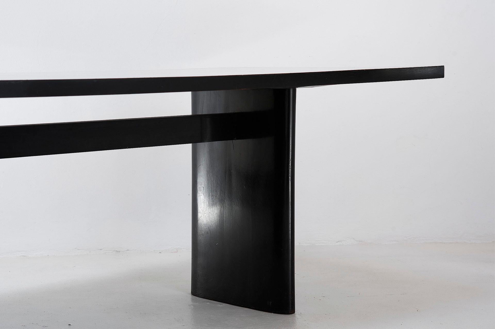 Dining table by Joaquim Tenreiro, 1950 In Good Condition For Sale In Barcelona, ES