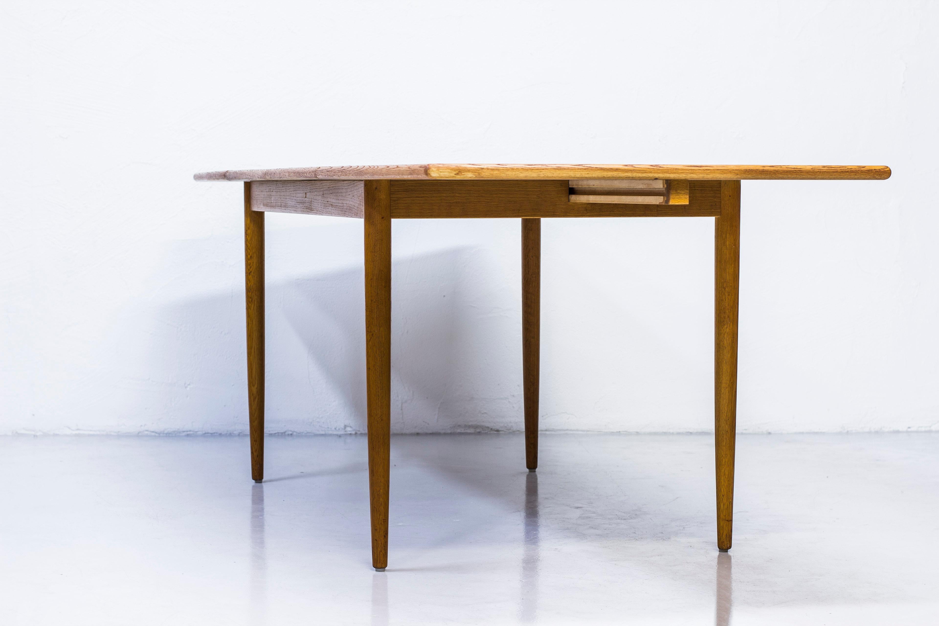 Dining Table by Karl-Erik Kulén for Bodafors, Sweden, 1960 2