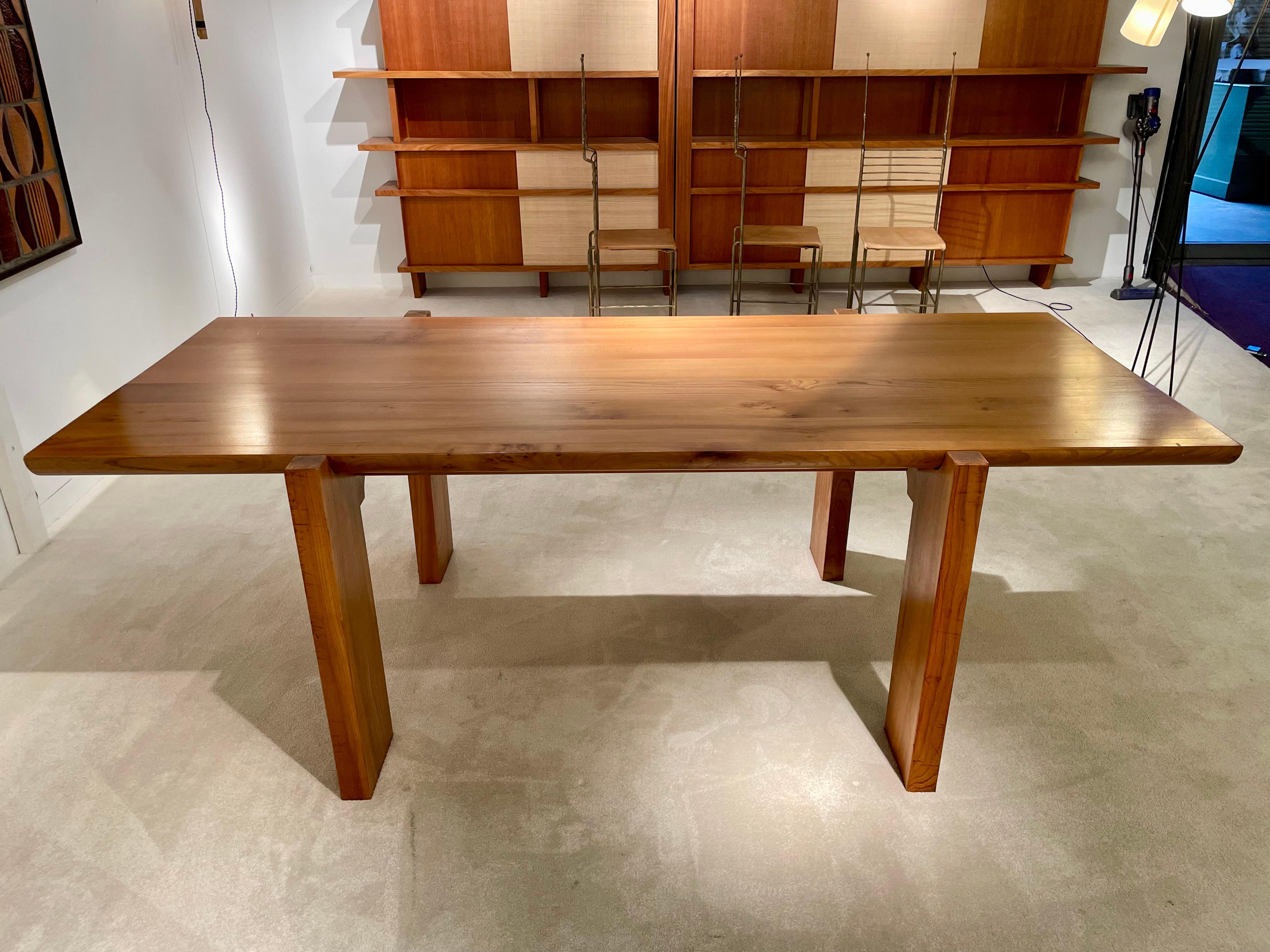 dining table By luidgi Gorgoni 5