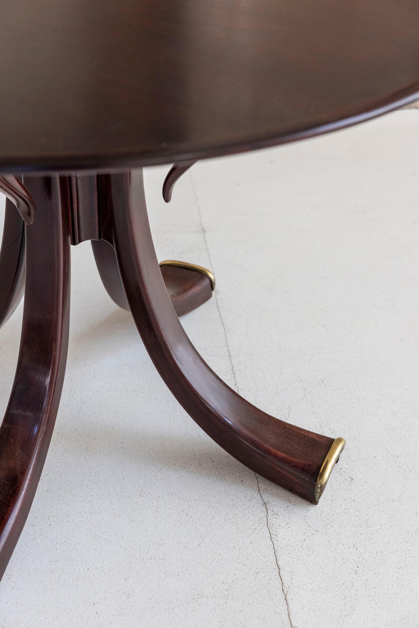 Mid-20th Century Dining table by Osvaldo Borsani for ABV Arredamenti Borsani Varedo, published For Sale