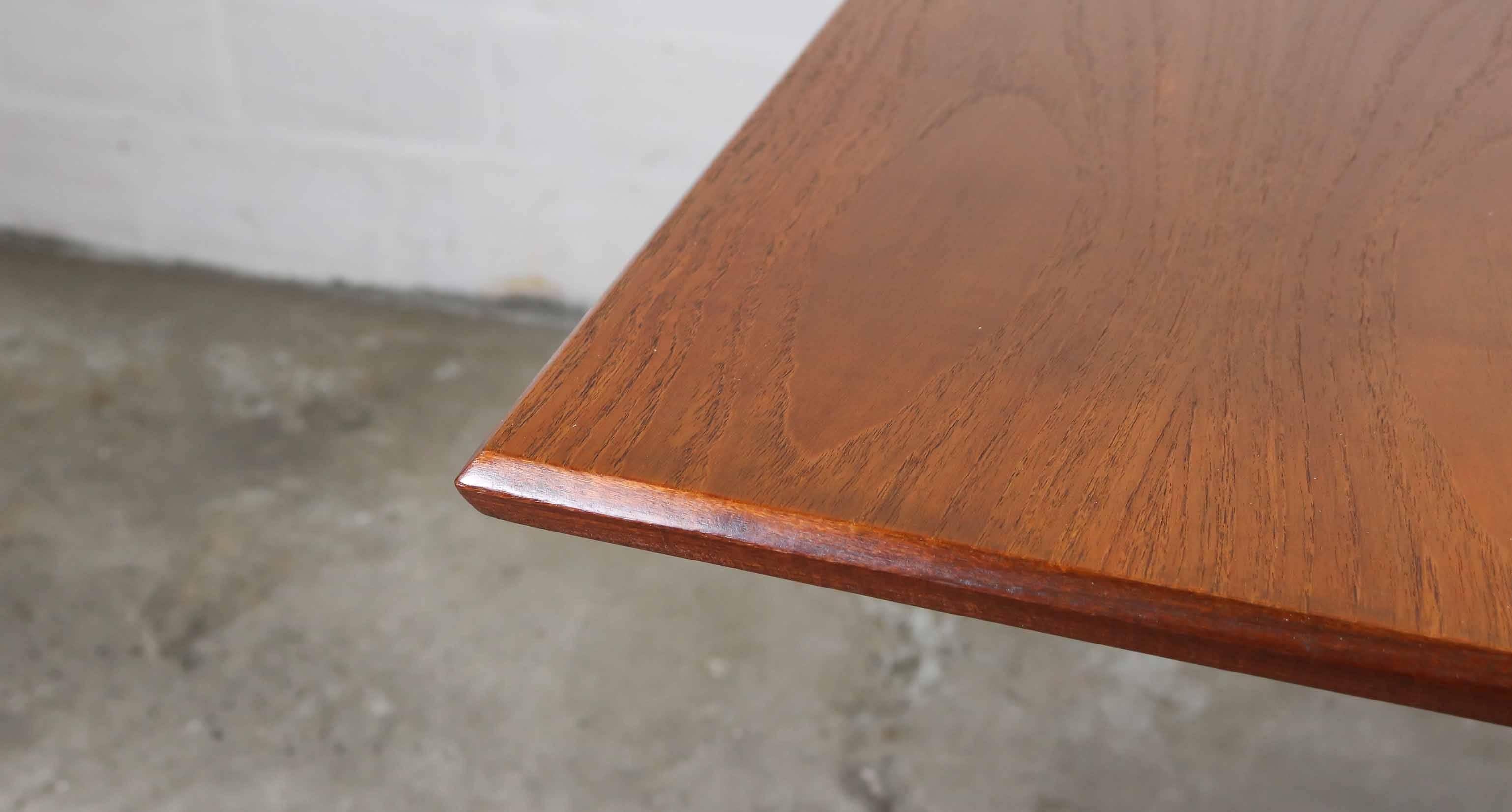 Dining Table by Oswald Vermaercke For Sale 2