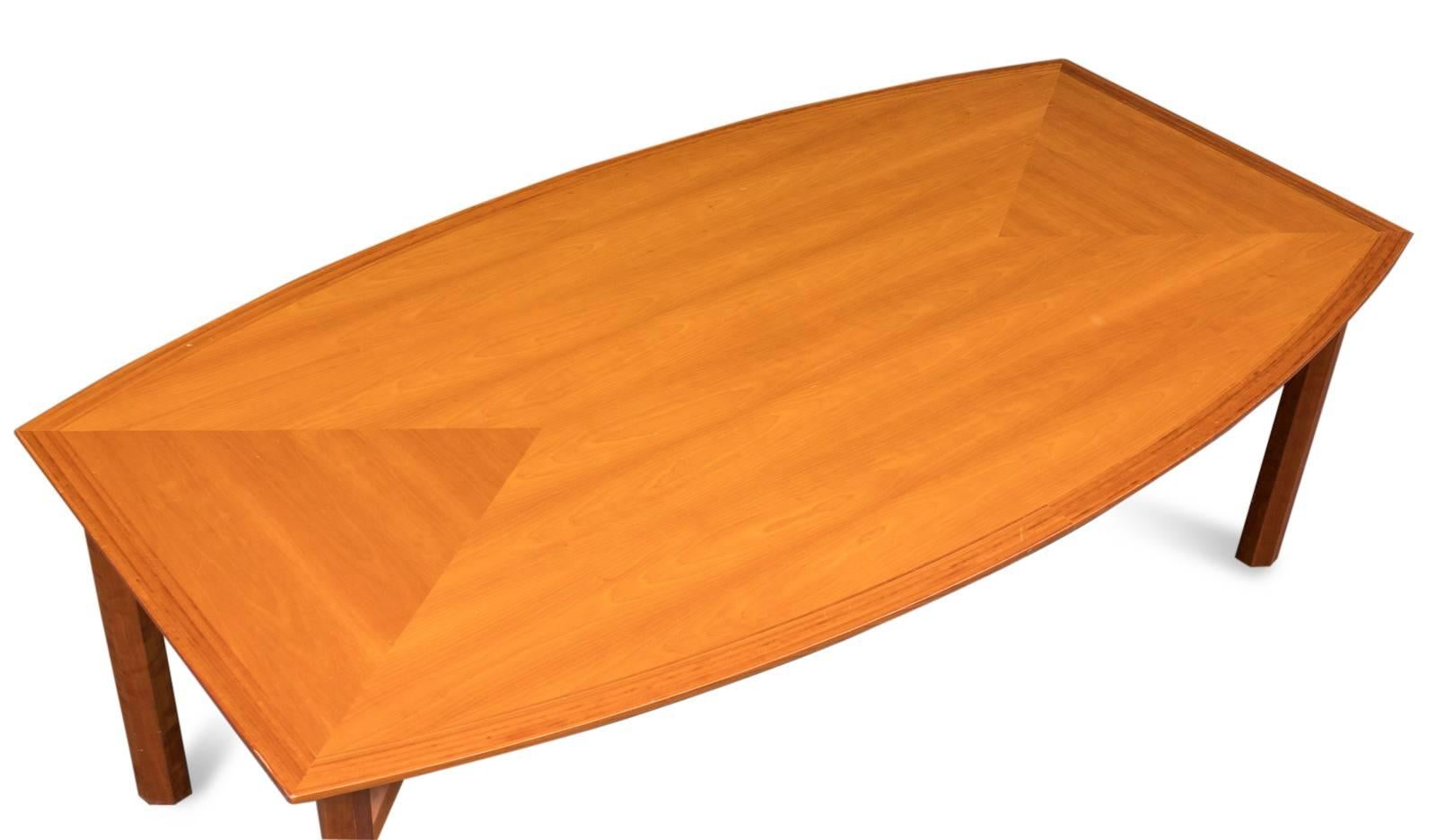 Rud Thygesen and Johnny Sørensen , table in cherry with lacquered finish on the worktop. 
Made by Fredericia Furniture, 
model 7838. 
H. 72.5 cm, L. 206 cm, B. 113 cm. 
Presence of some scratches.