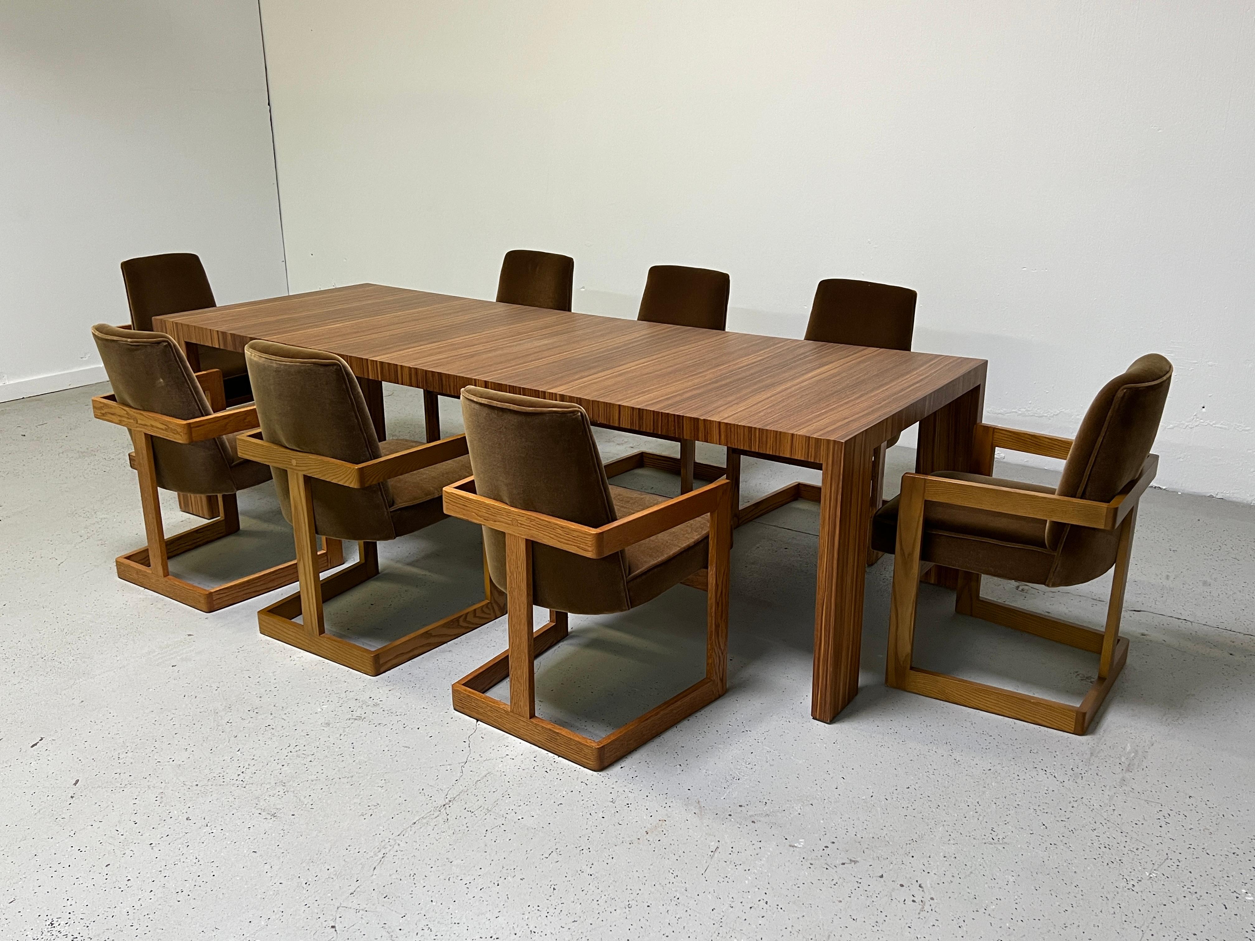 Dining Table by Vladimir Kagan  For Sale 10