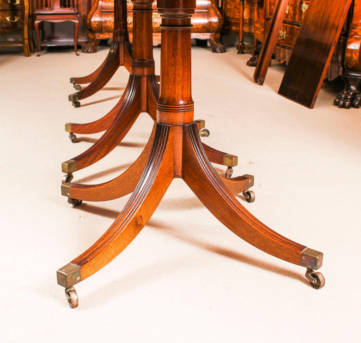 Dining Table by William Tillman, Harrods & 14 Queen Anne Chairs, 20th Century 1