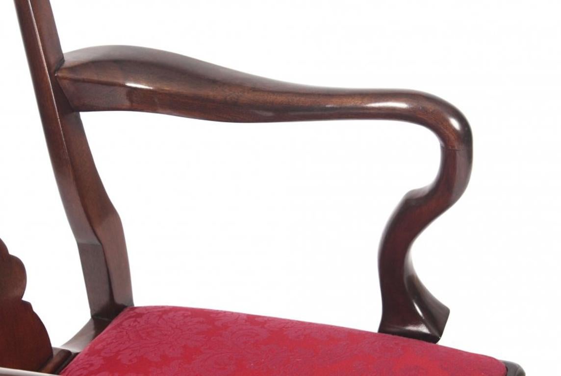 Dining Table by William Tillman, Harrods & 14 Queen Anne Chairs, 20th Century 9